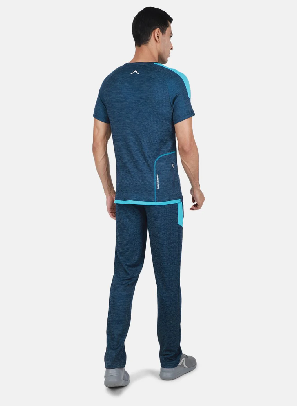 Rock.it Men Blue Self Design Tracksuit - Image 4