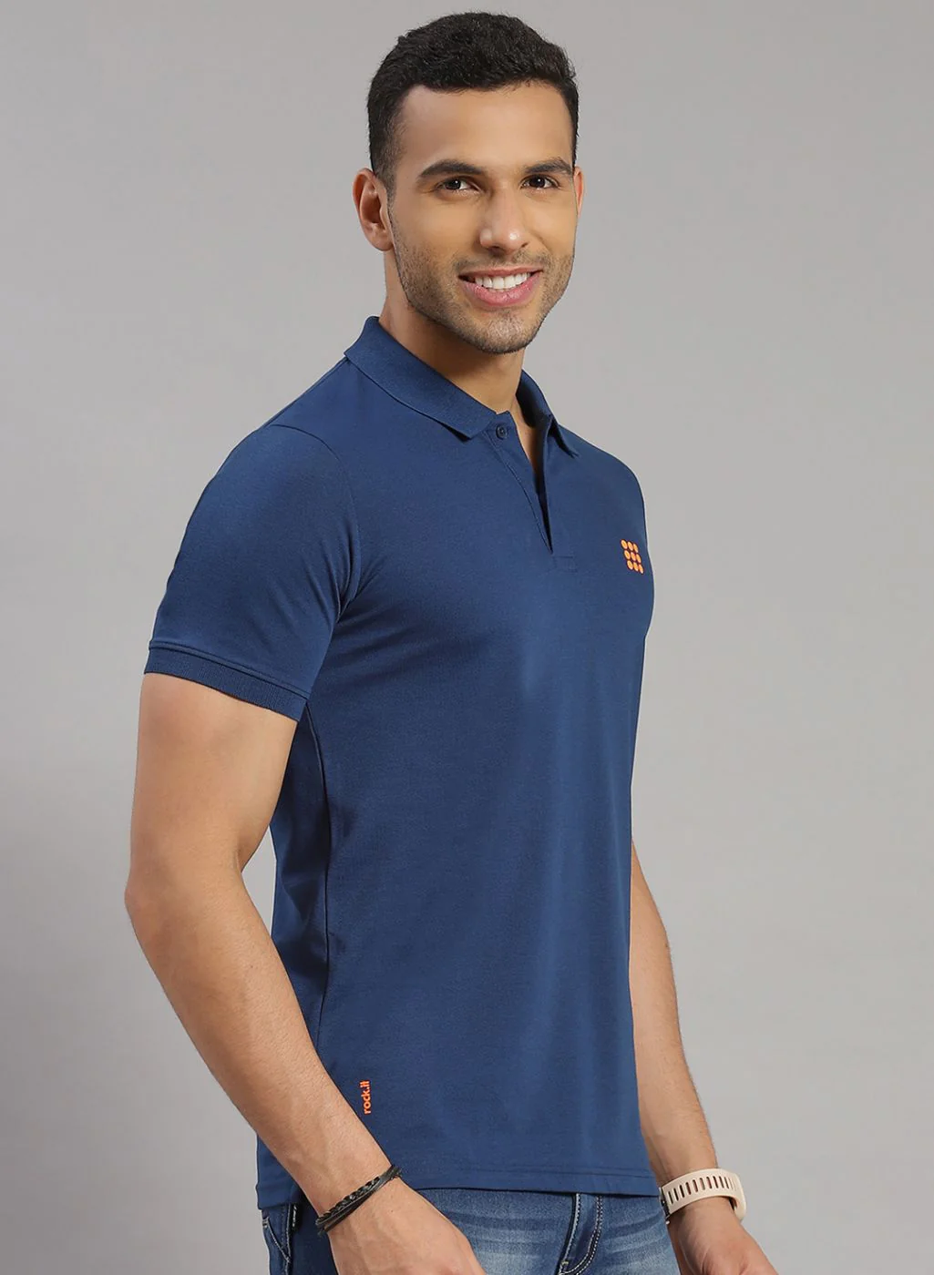 Rock.it Men Blue Solid T-Shirt - Image 4