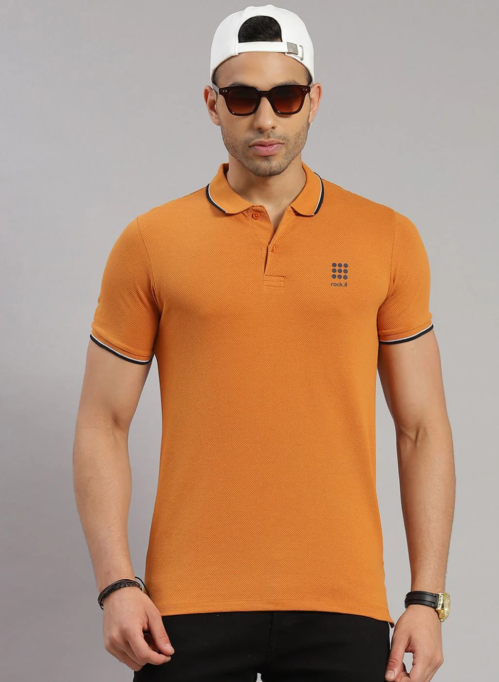 Rock.it Men Camel Brown Solid T-Shirt - Image 2