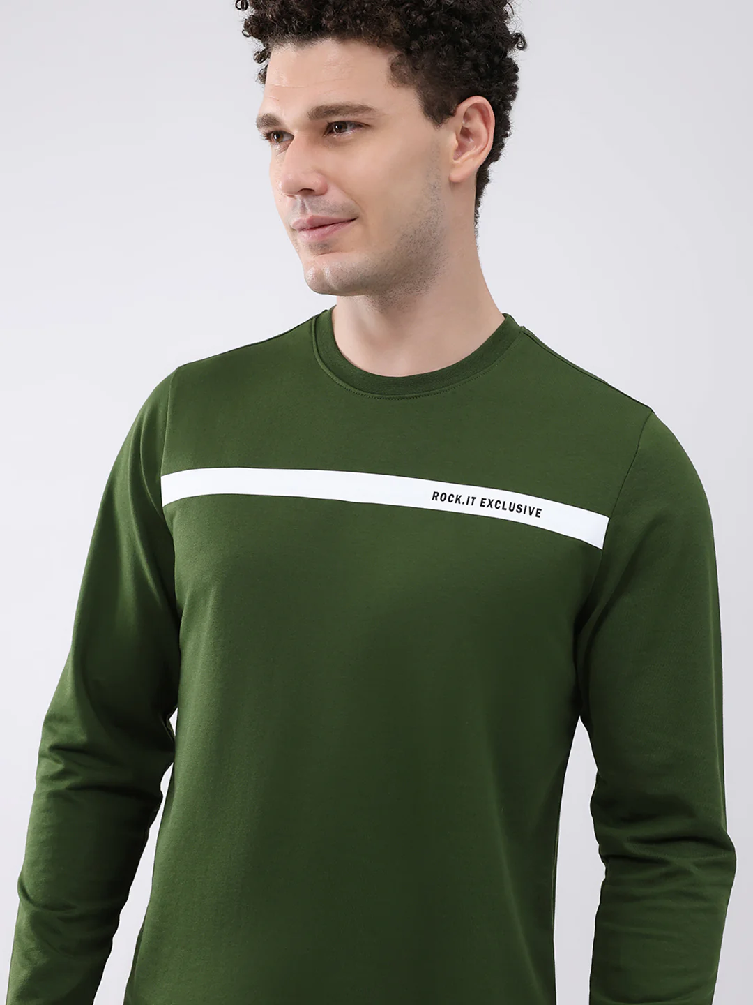 Rock.it Men Green Solid Round Neck Full Sleeve Winter T-Shirt - Image 6