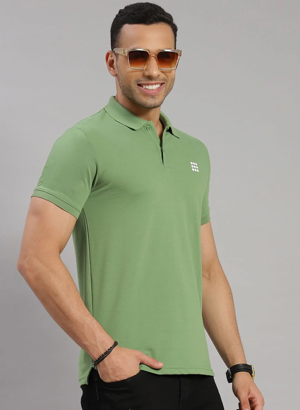 Rock.it Men Green Solid T-Shirt - Image 4
