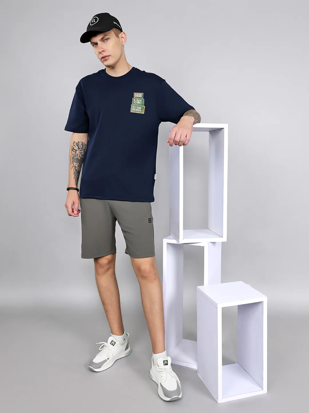 Rock.it Men Grey Solid Regular Fit Shorts - Image 6