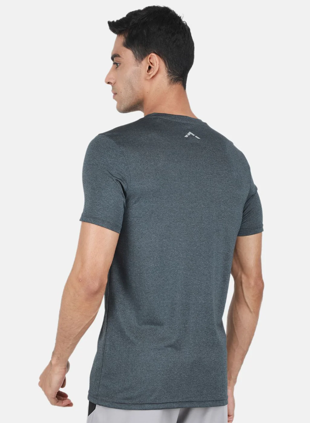 Rock.it Men Grey Solid T-Shirt - Image 3