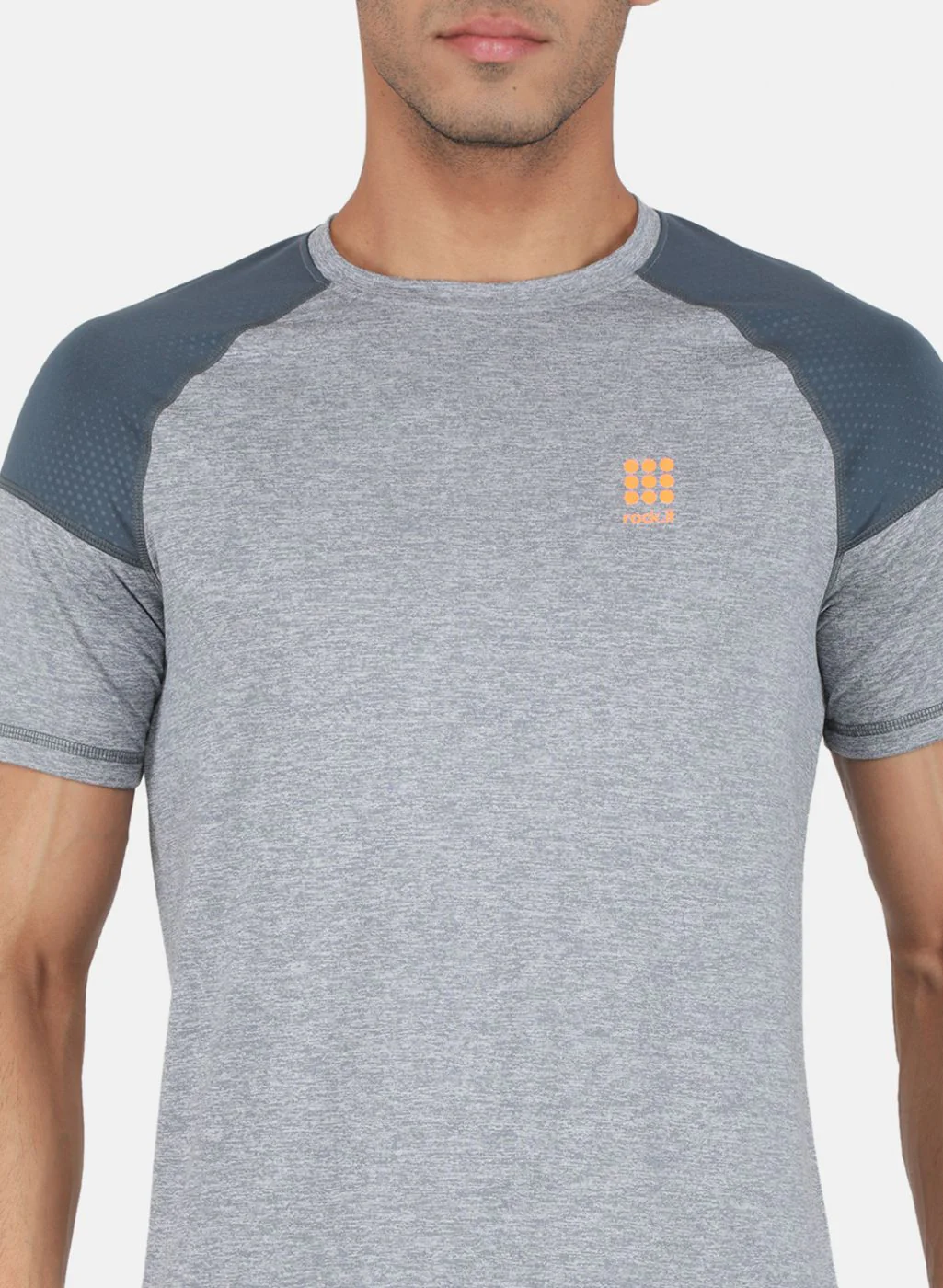 Rock.it Men Grey Solid T-Shirt - Image 5