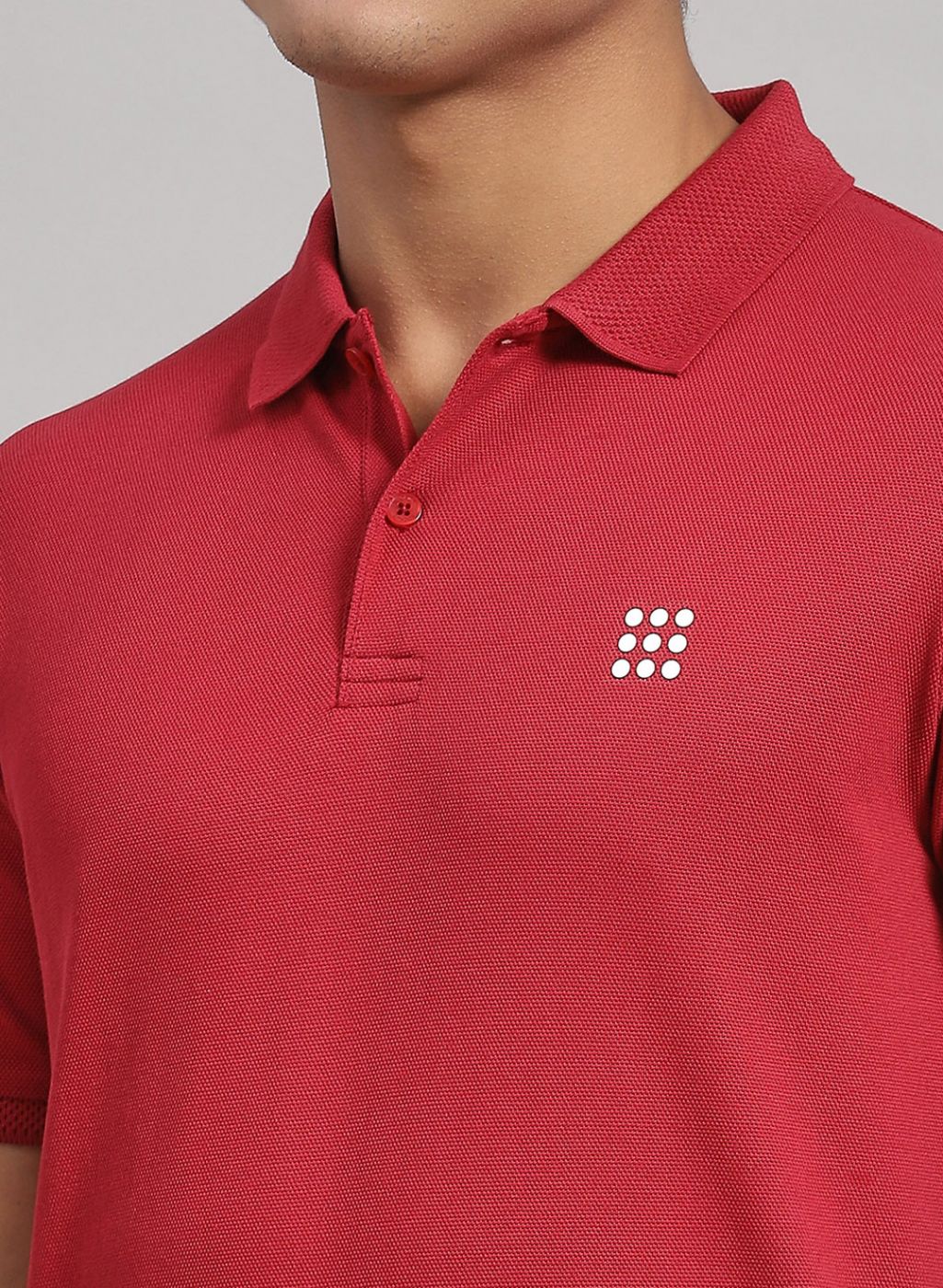 Rock.it Men Maroon Solid T-Shirt - Image 6