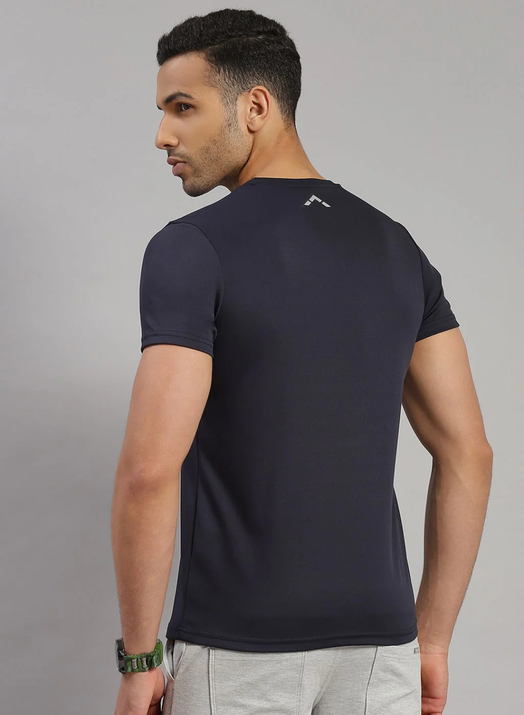 Rock.it Men Navy Blue Solid T-Shirt - Image 5