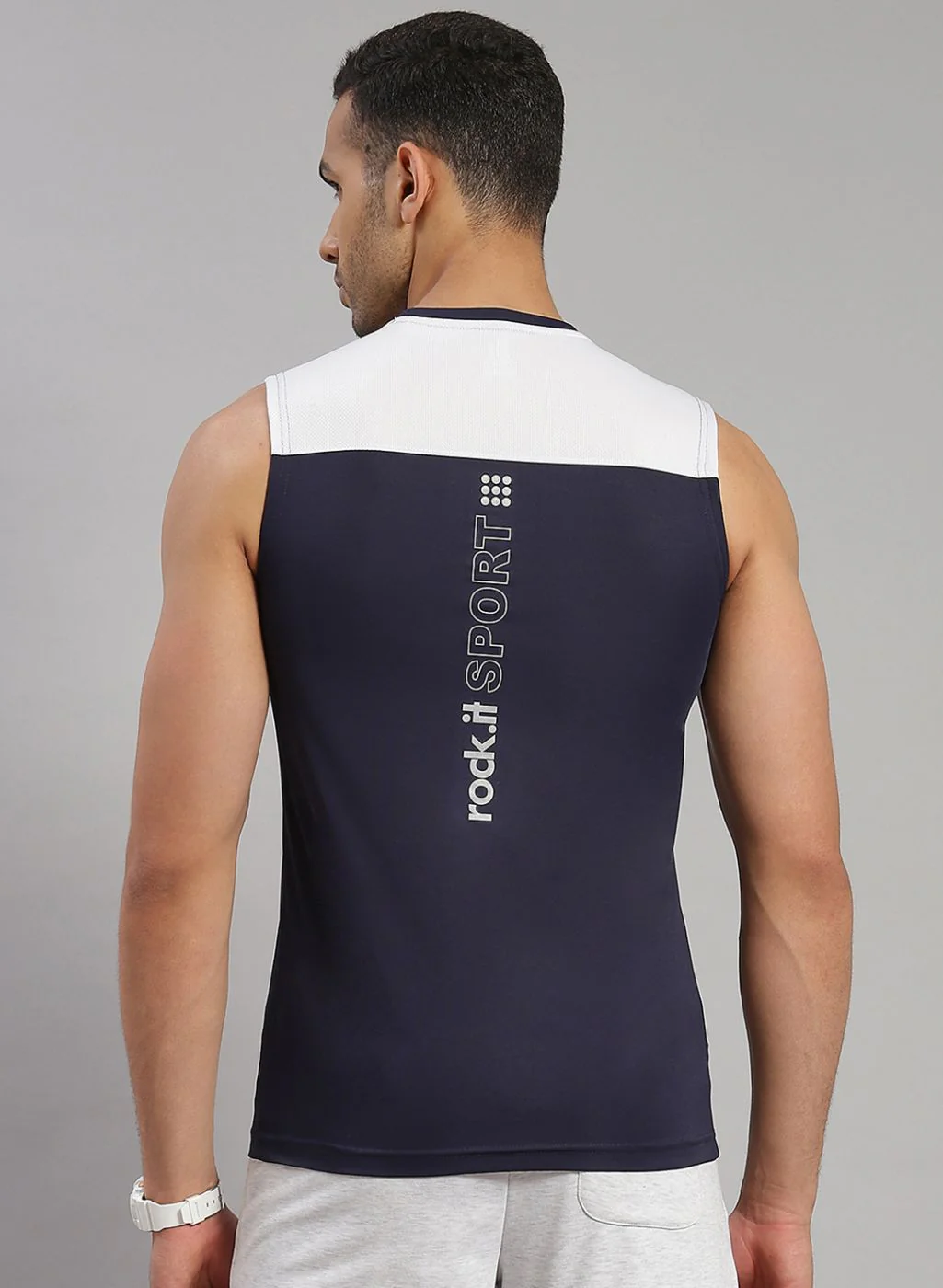 Rock.it Men Navy Blue Solid T-Shirt - Image 5