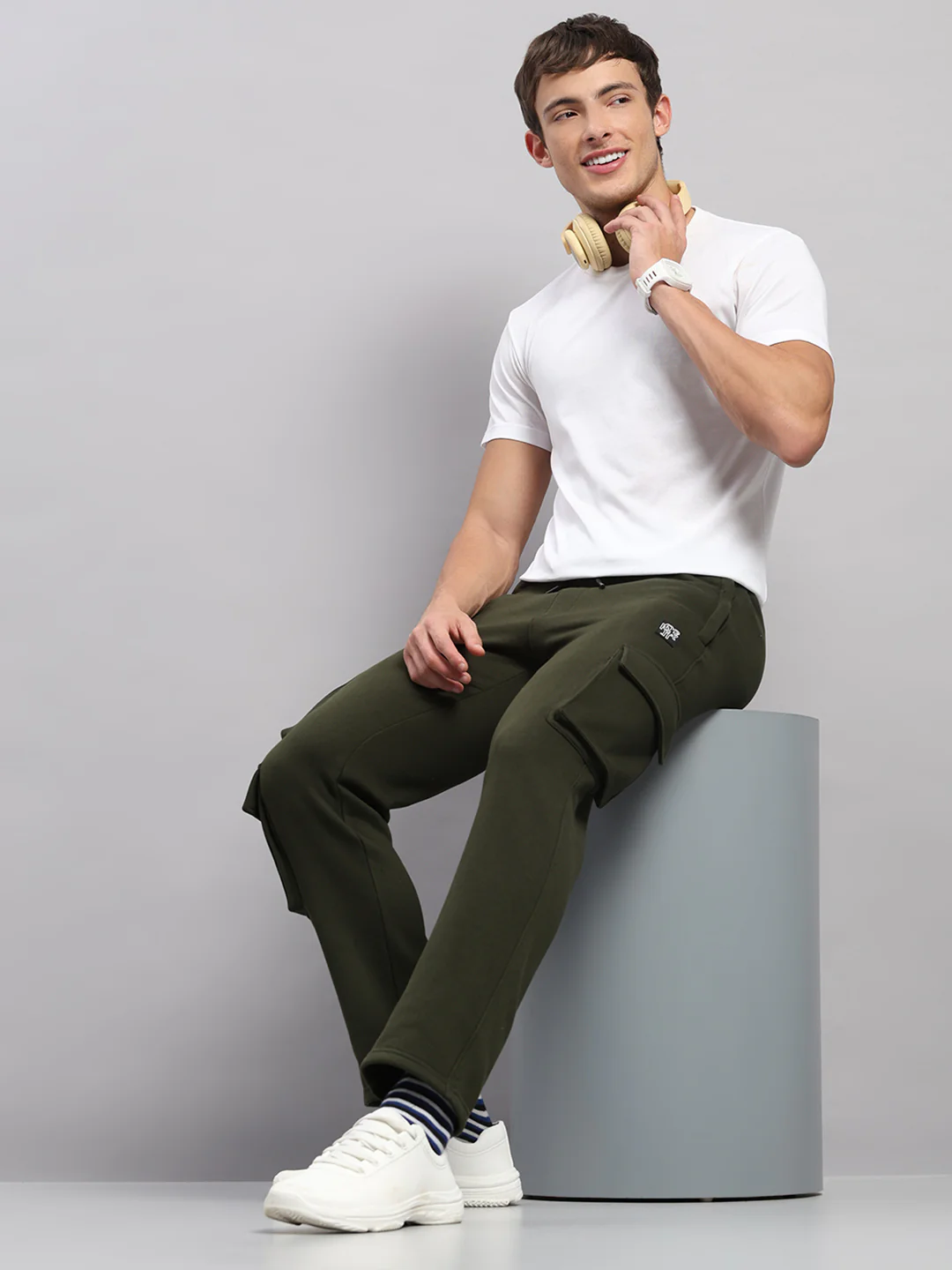 Rock.it Men Olive Solid Regular Fit Winter Lower - Image 2