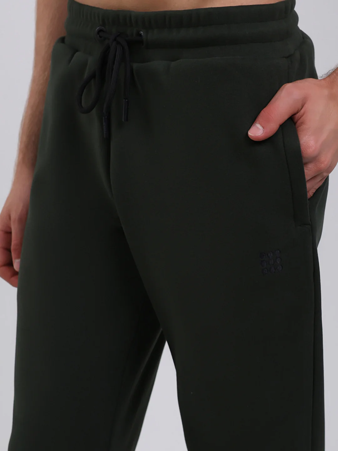 Rock.it Men Olive Solid Round Neck Full Sleeve Winter Tracksuit - Image 8