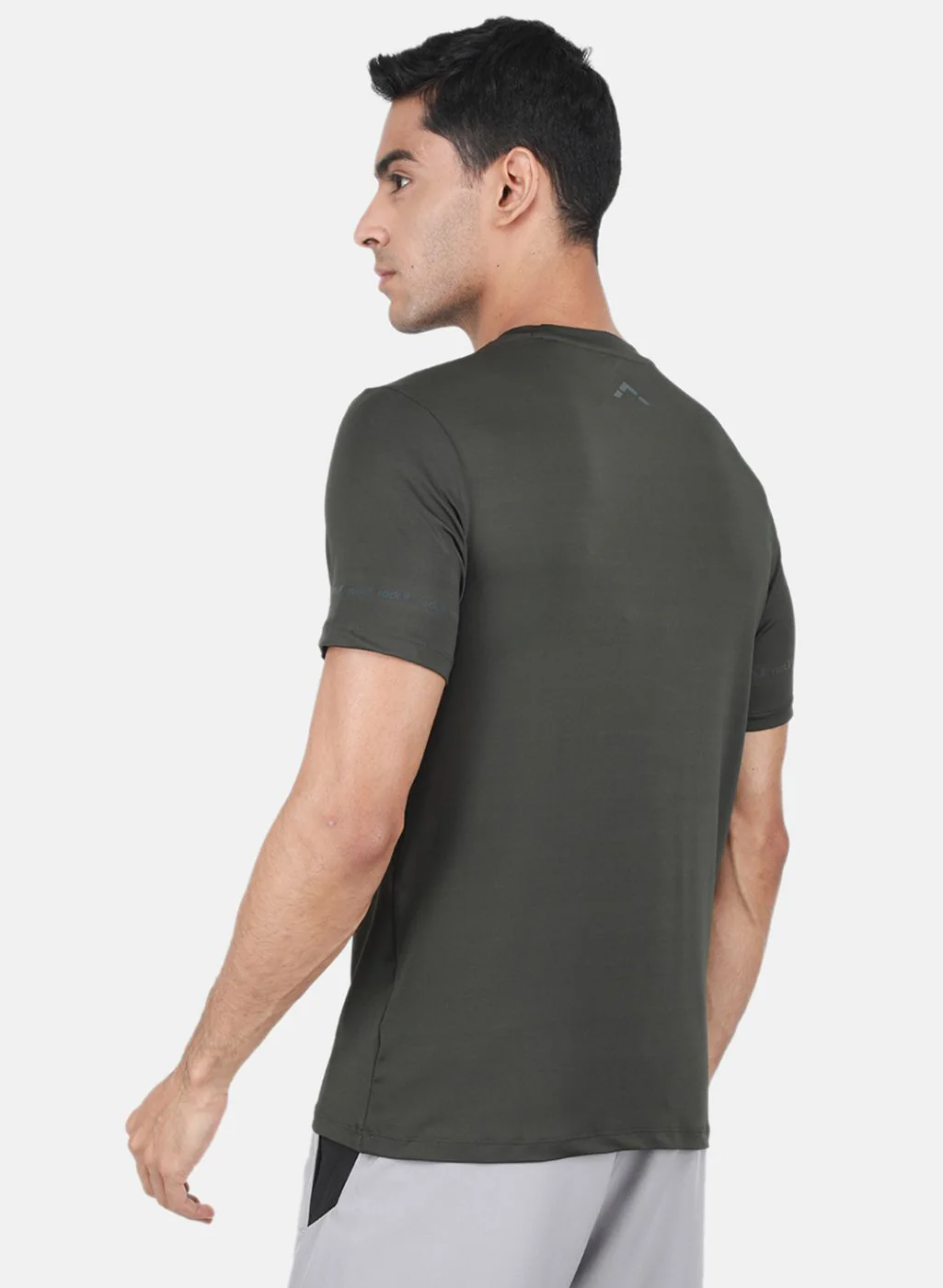 Rock.it Men Olive Solid T-Shirt - Image 3