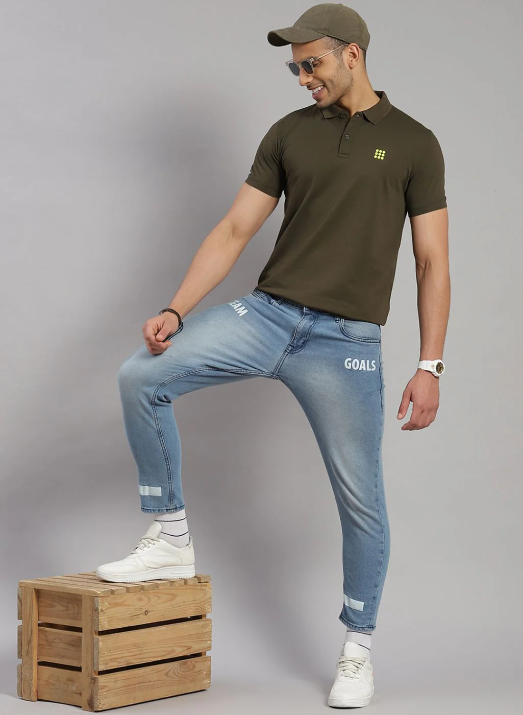 Rock.it Men Olive Solid T-Shirt - Image 2