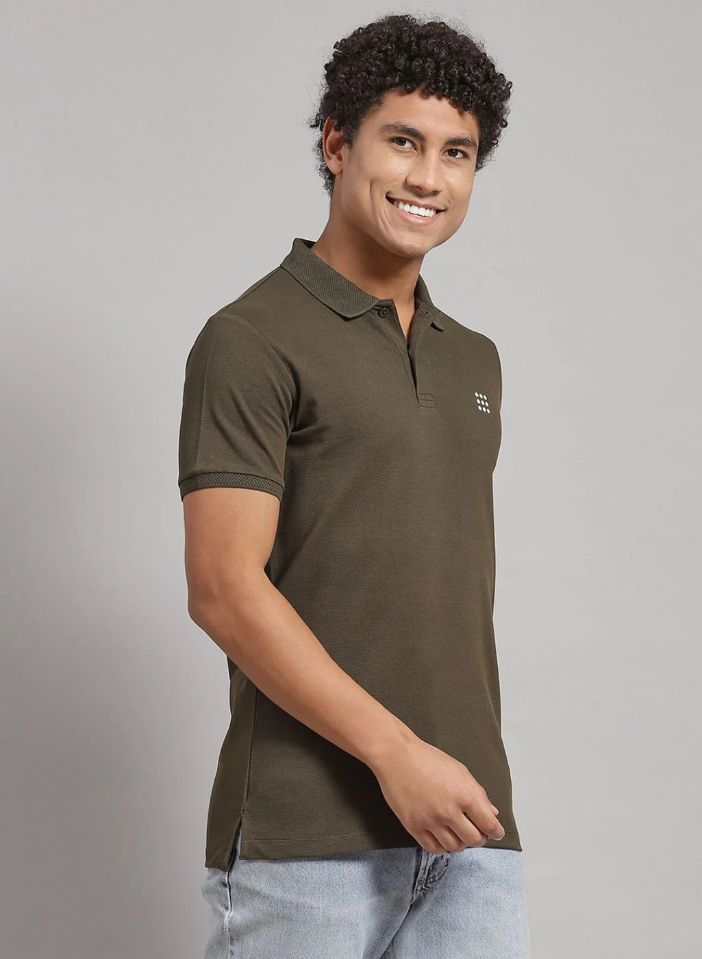 Rock.it Men Olive Solid T-Shirt - Image 3