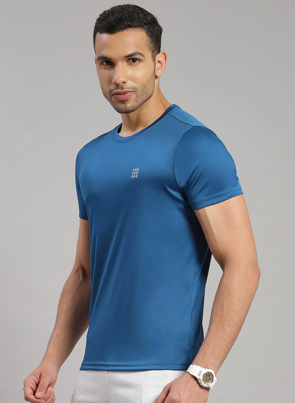 Rock.it Men Teal Blue Solid T-Shirt - Image 3