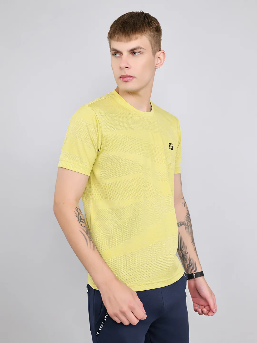 Rock.it Men Yellow Jacquard Round Neck Half Sleeve T-Shirt - Image 3