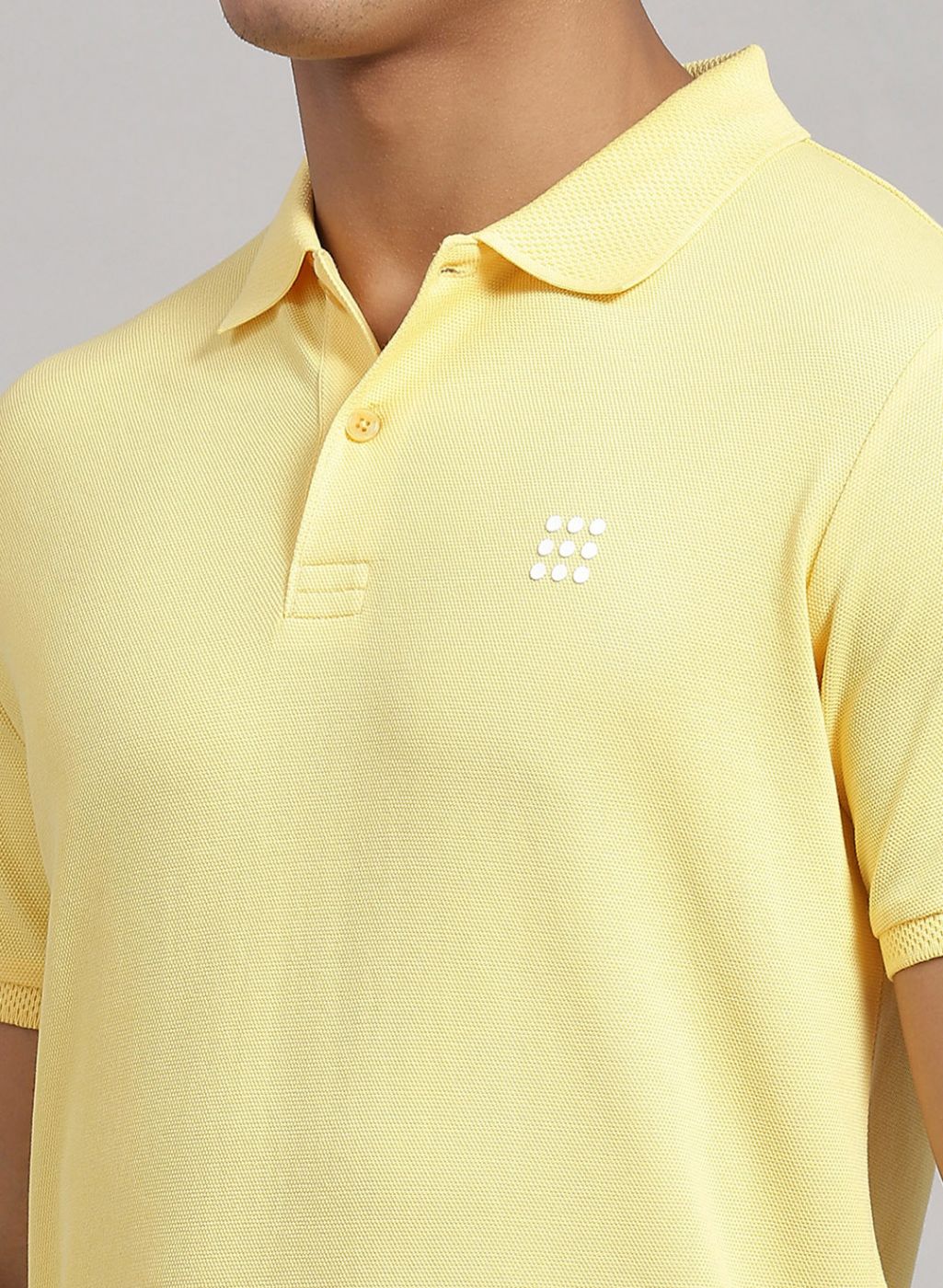Rock.it Men Yellow Solid T-Shirt - Image 6