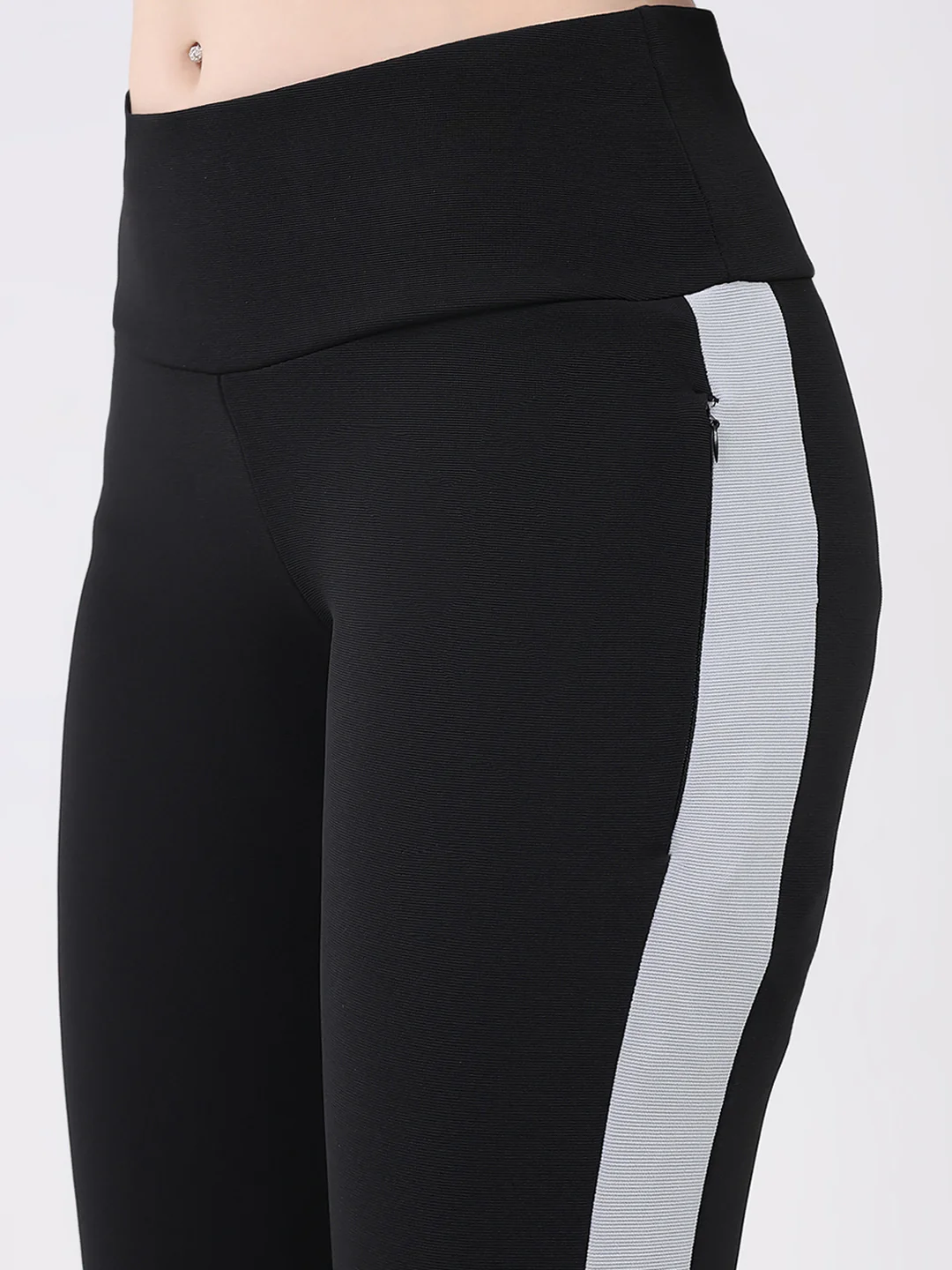 Rock.it Women Black & Grey Solid Round Neck Half Sleeve Cords Set - Image 8