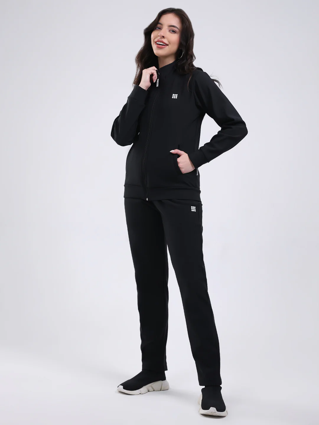 Rock.it Women Black Solid Collar Full Sleeve Winter Tracksuit - Image 3