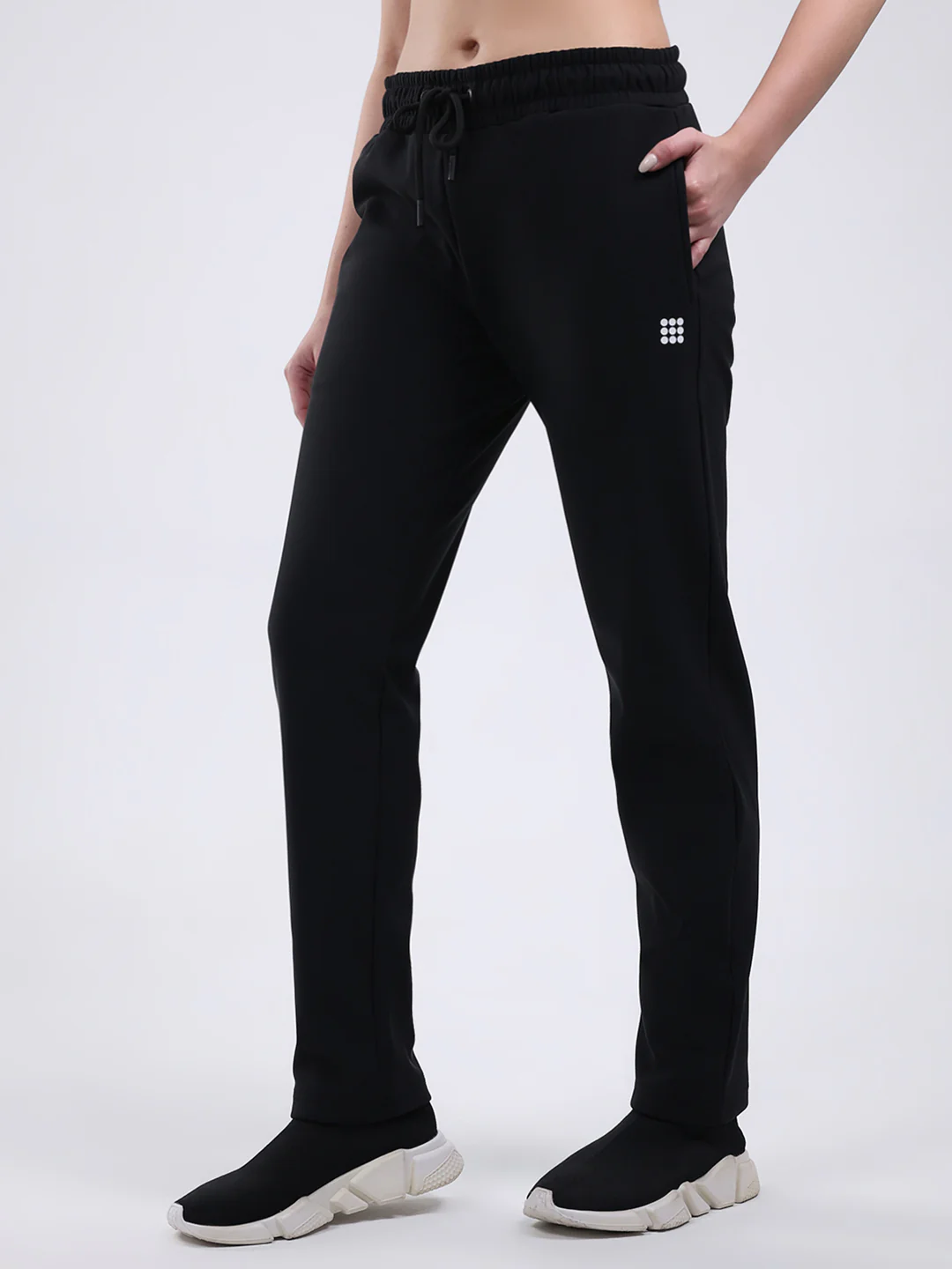 Rock.it Women Black Solid Collar Full Sleeve Winter Tracksuit - Image 8