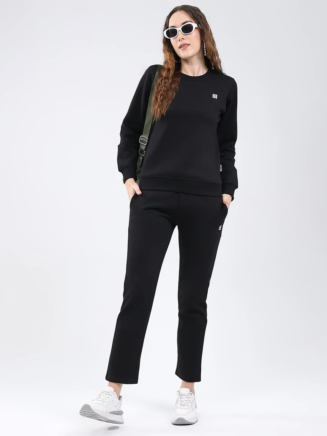 Rock.it Women Black Solid Round Neck Full Sleeve Winter Tracksuit - Image 2