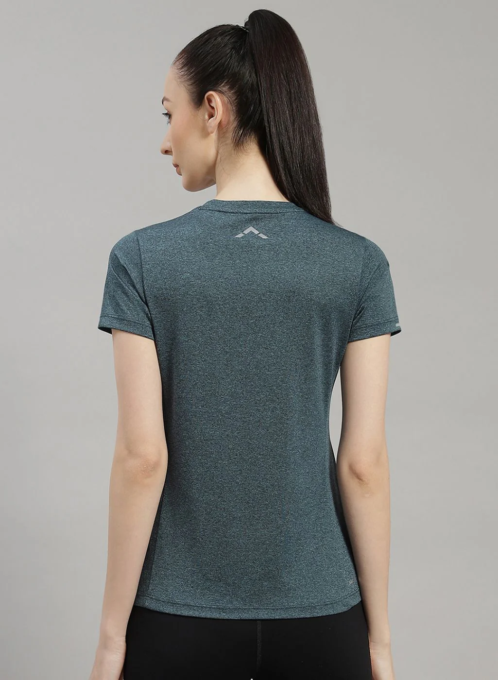 Rock.it Women Green Solid Top - Image 4