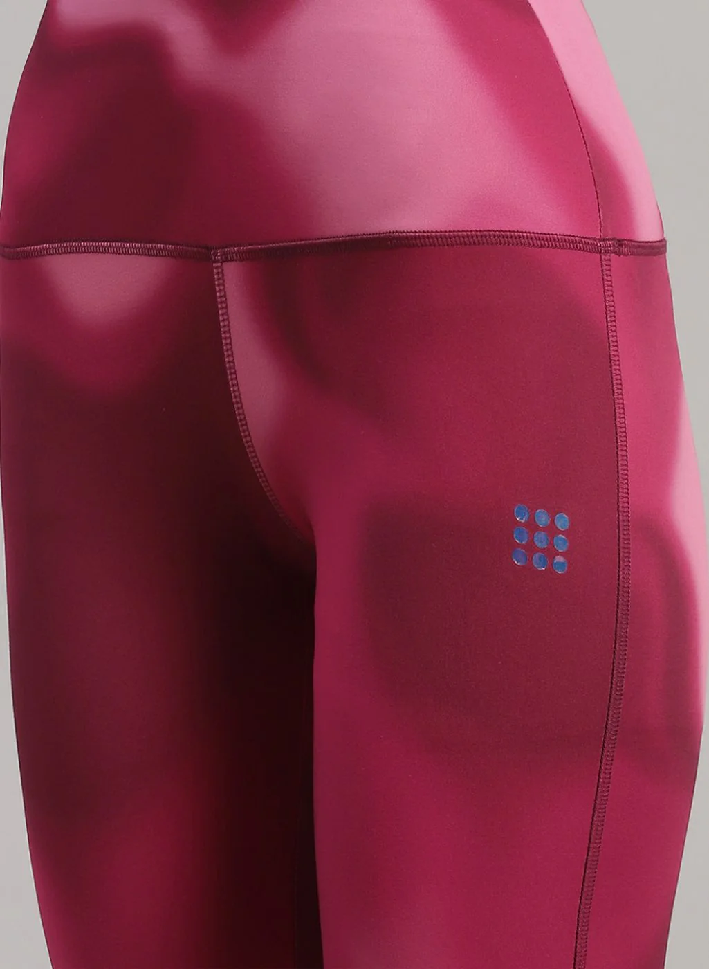 Rock.it Women Pink Solid Sports Set - Image 7