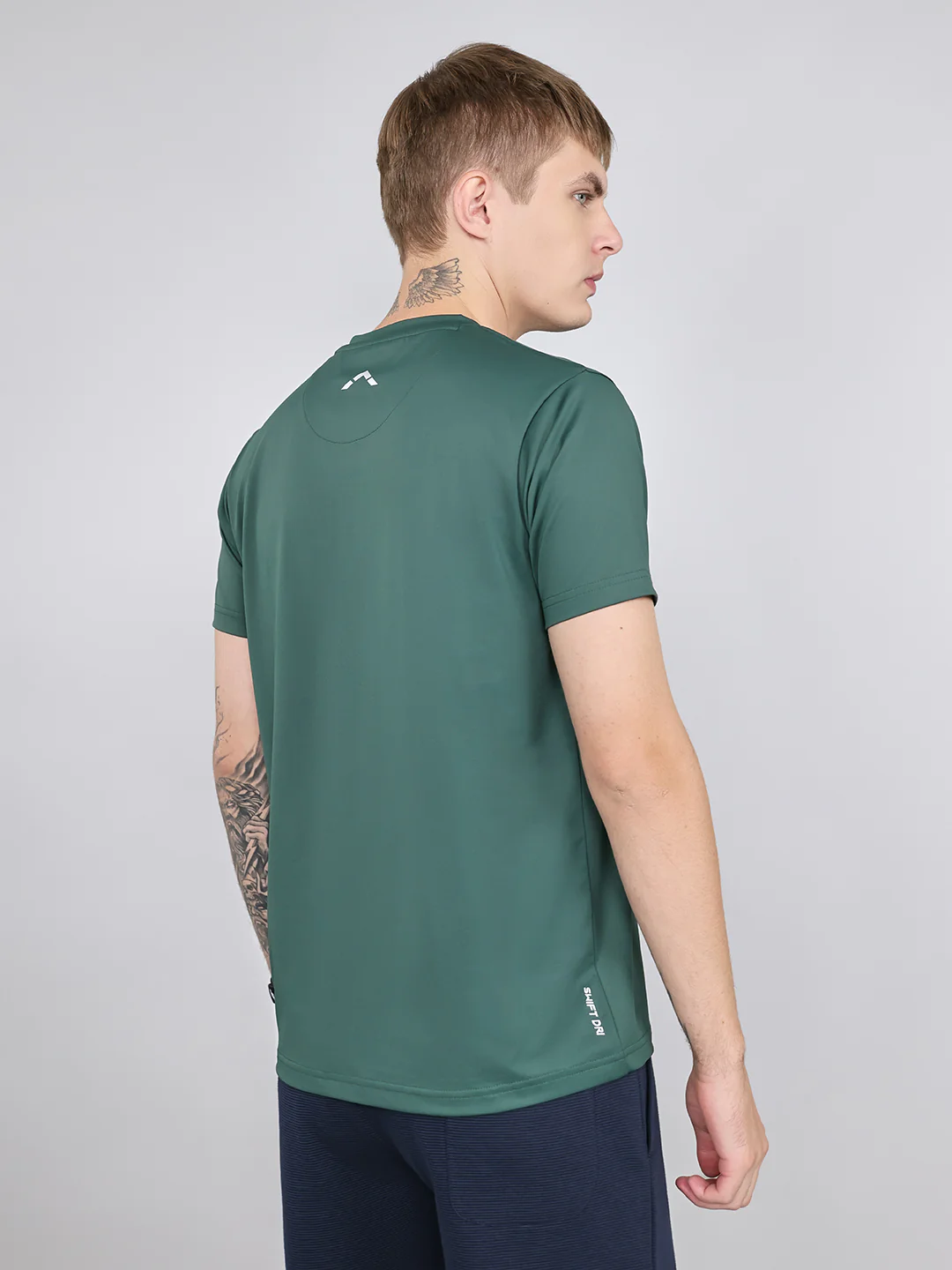 Rock.it Men Green Solid Round Neck Half Sleeve T-Shirt - Image 4