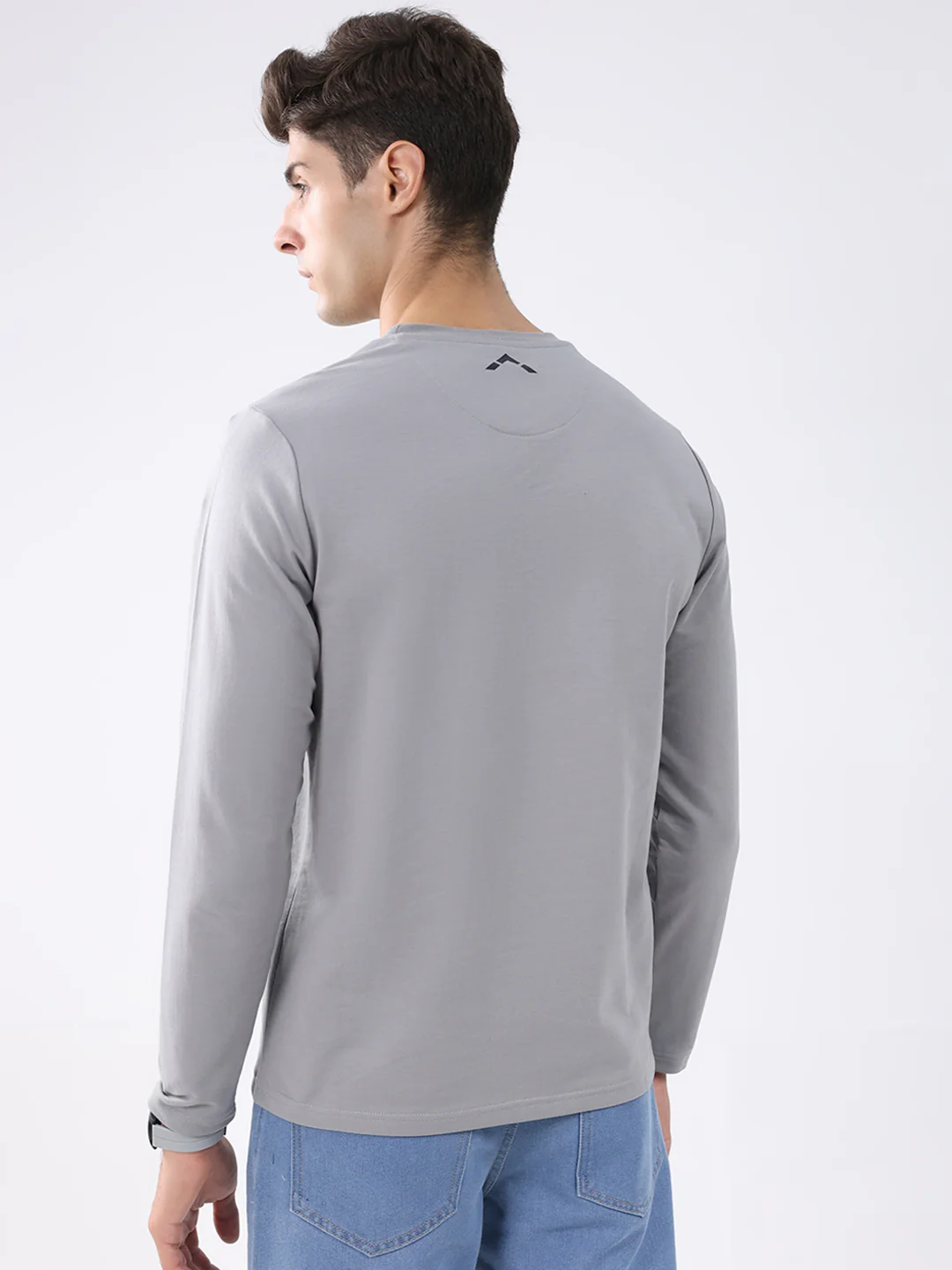 Rock.it Men Grey Solid Round Neck Full Sleeve Winter T-Shirt - Image 5