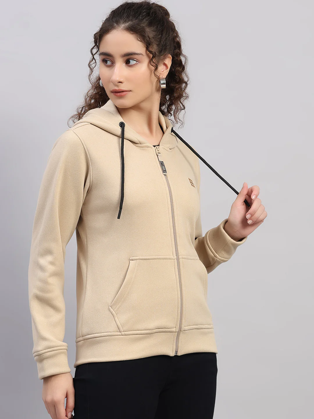 Rock.it Women Cream Solid Hooded Full Sleeve Sweatshirt - Image 4