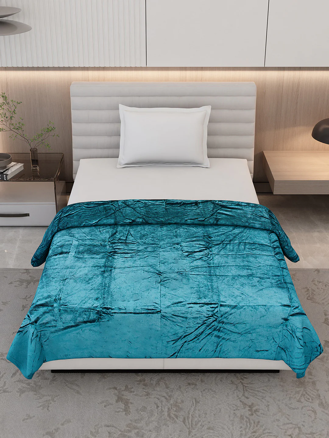 Solid Single Bed 300 GSM Blanket for AC Room - (Vivid) - Image 2