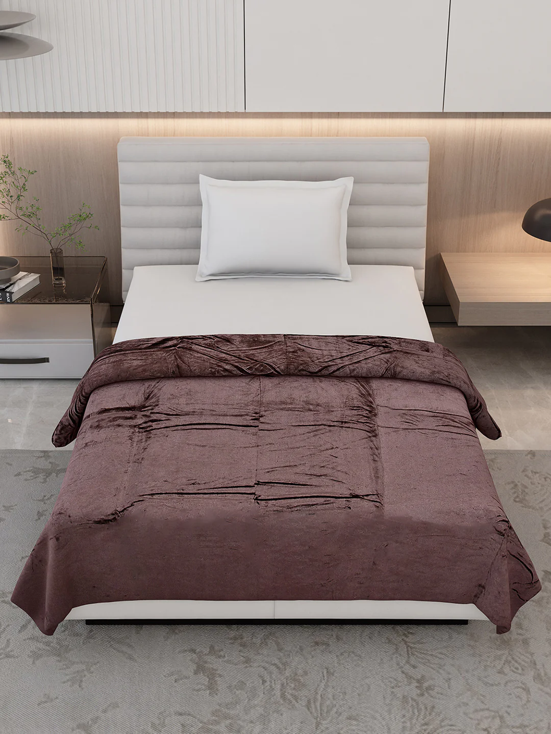 Solid Single Bed 300 GSM Blanket for AC Room - (Vivid) - Image 2