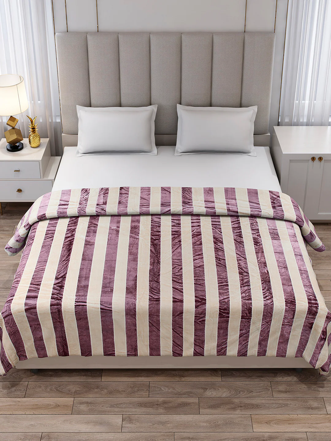 Striped Double Bed 300 GSM Blanket for AC Room - (Cosmos) - Image 2