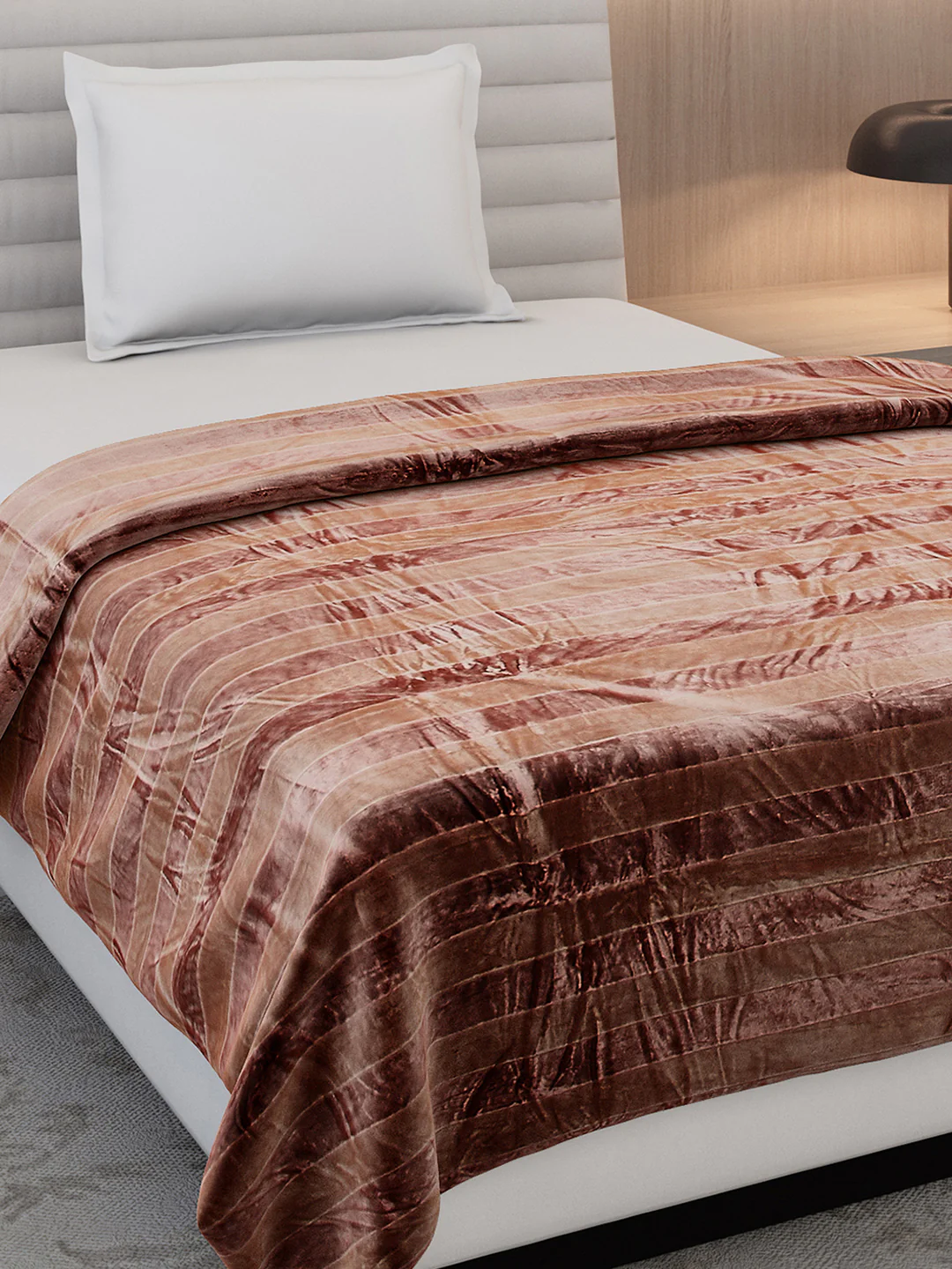 Striped Single Bed 300 GSM Blanket for AC Room - (Tribal) - Image 4