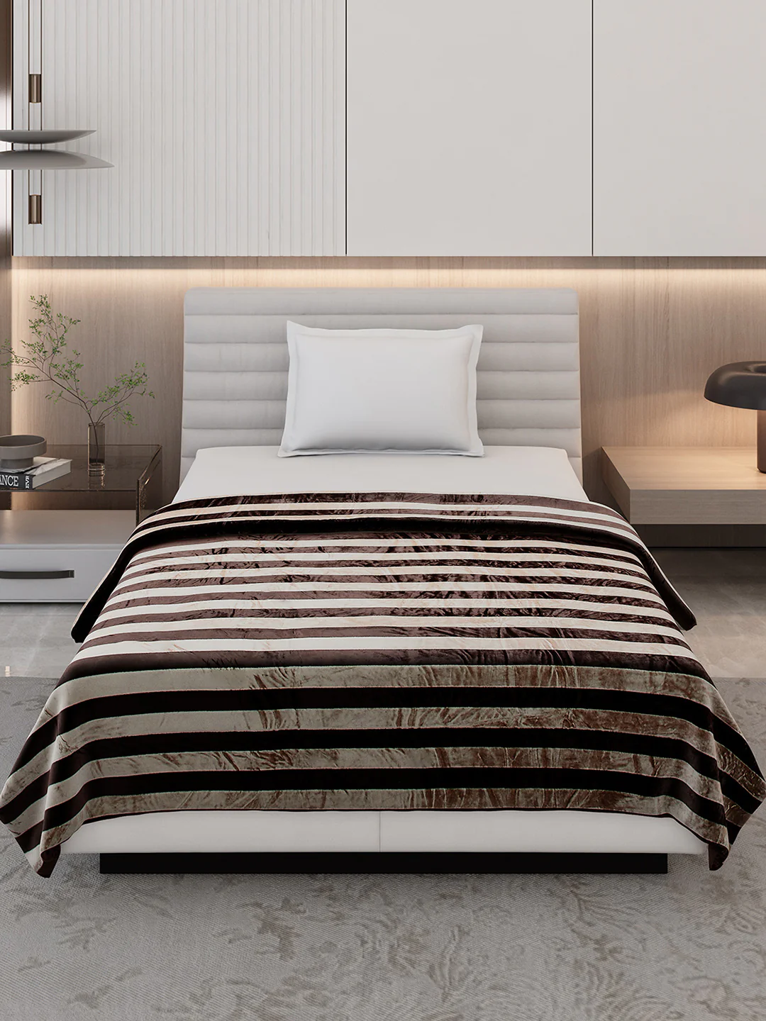 Striped Single Bed 300 GSM Blanket for AC Room - (Tribal) - Image 3
