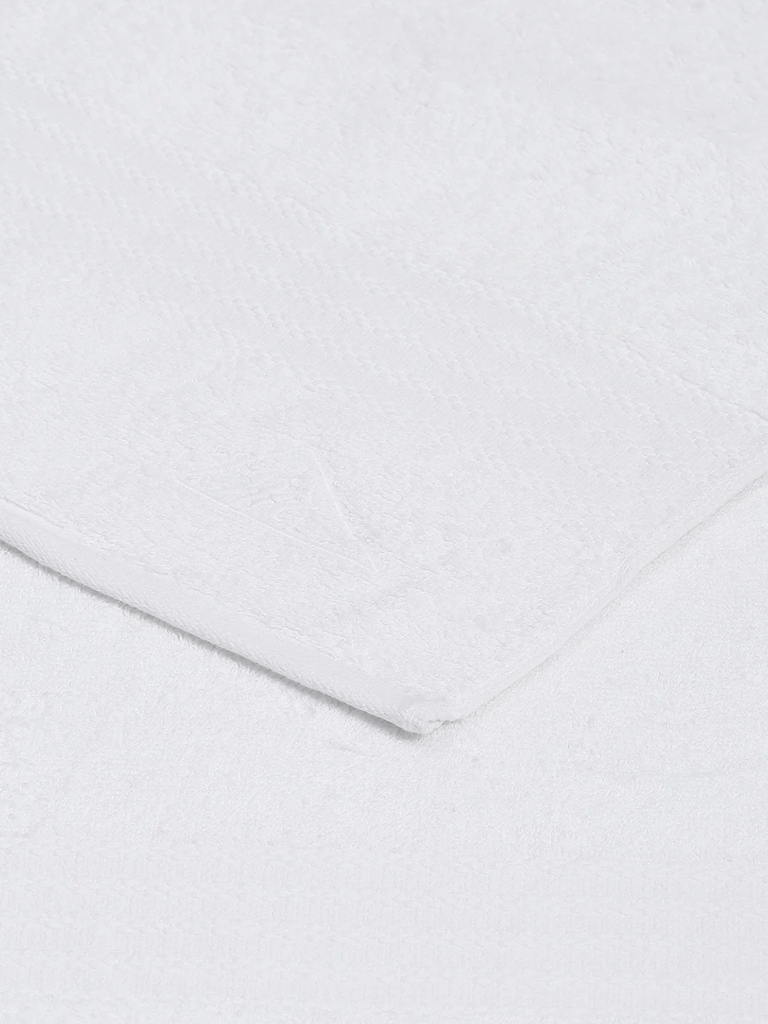 White Cotton Solid 400 GSM Bath Towel (Jazz) - Image 4