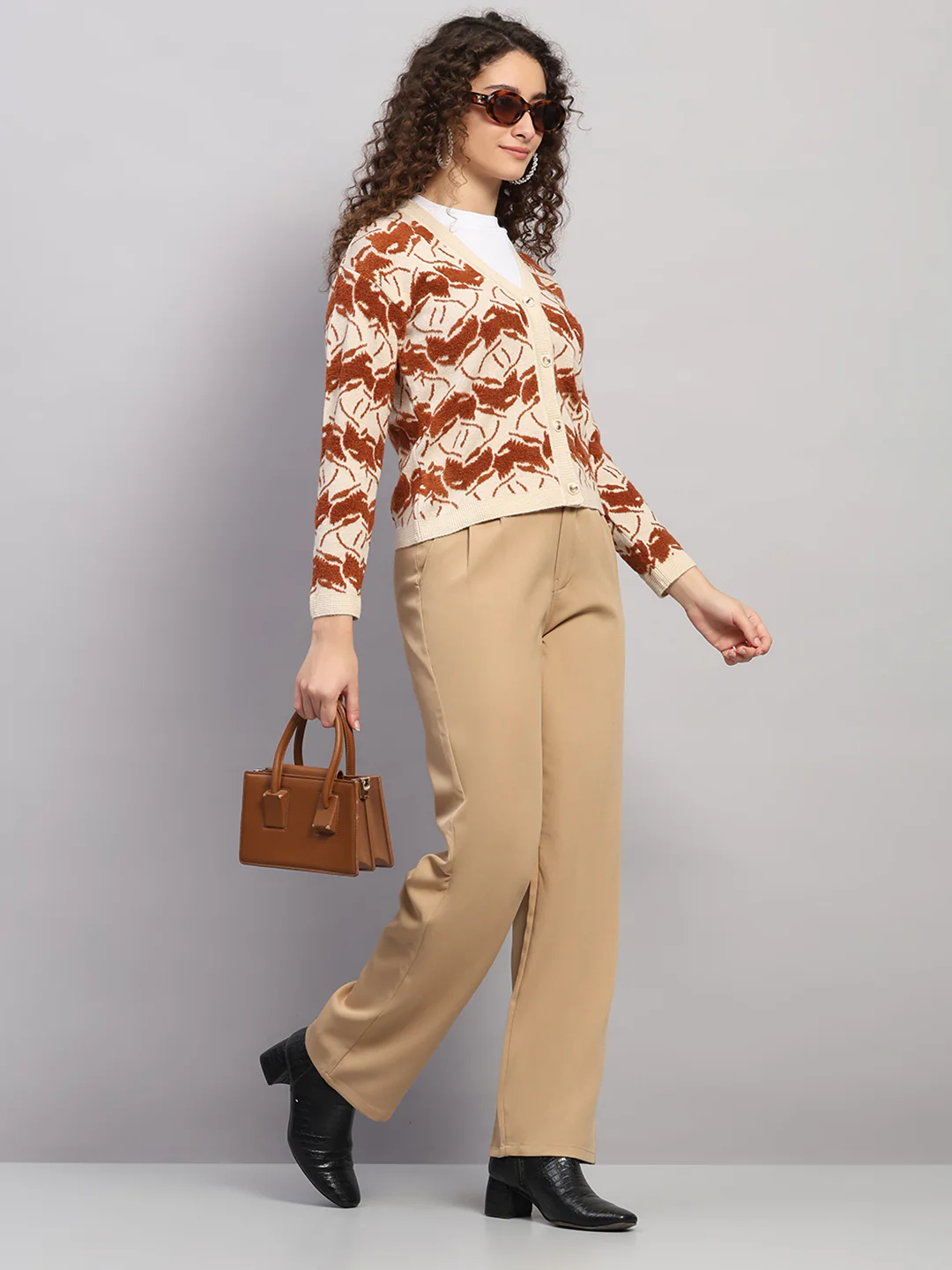 Women Beige Jaquard V Neck Full Sleeve Cardigan - Image 2
