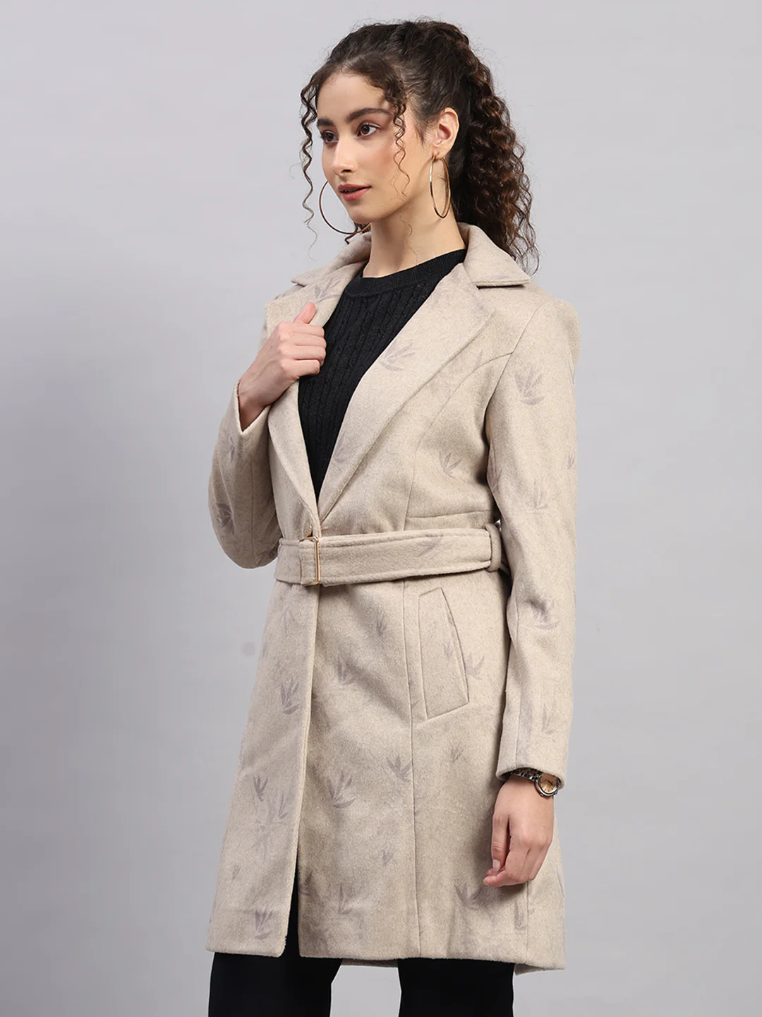 Women Beige Printed Collar Full Sleeve Coat - Image 3