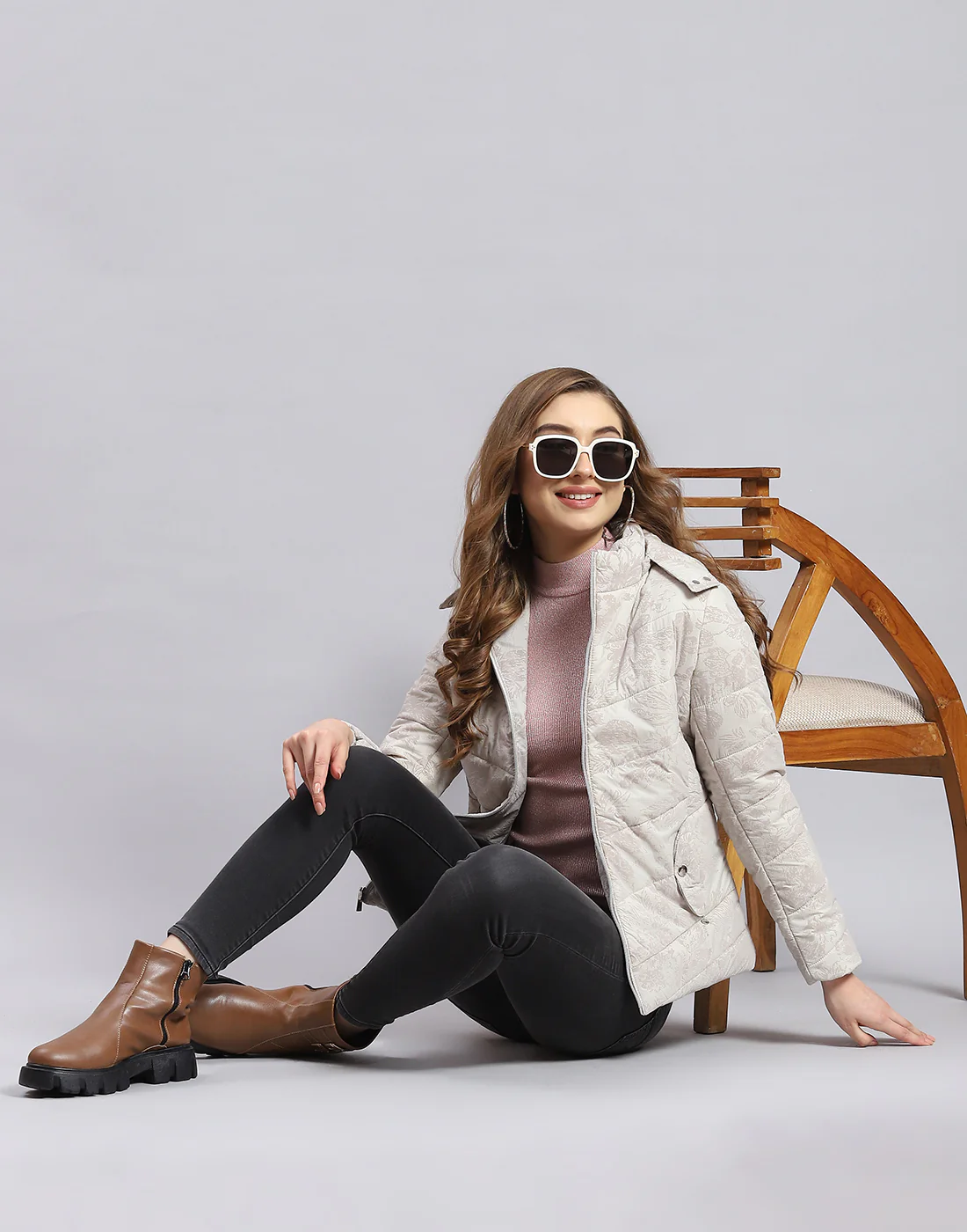 Women Beige Printed Hooded Full Sleeve Jacket - Image 3