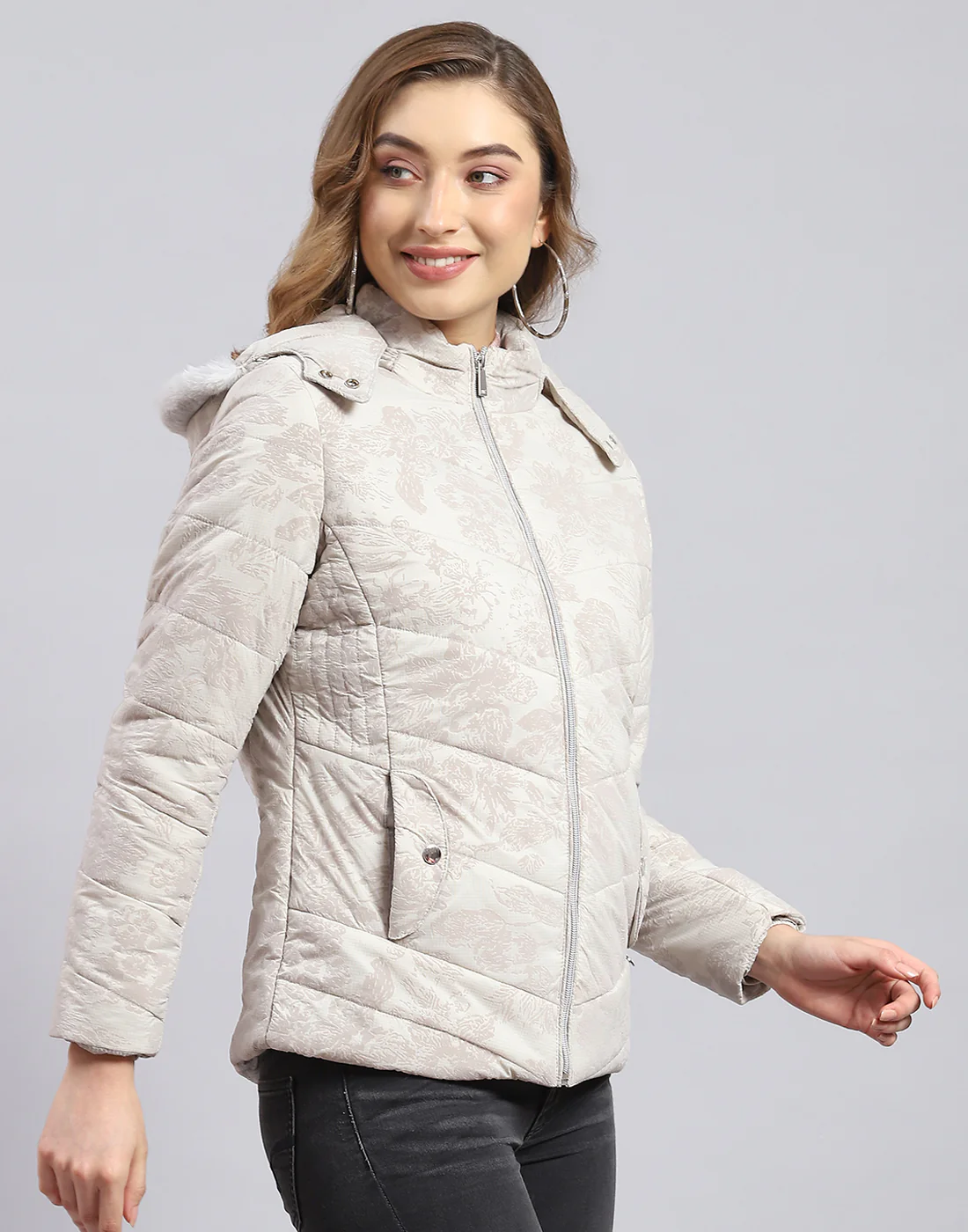 Women Beige Printed Hooded Full Sleeve Jacket - Image 5