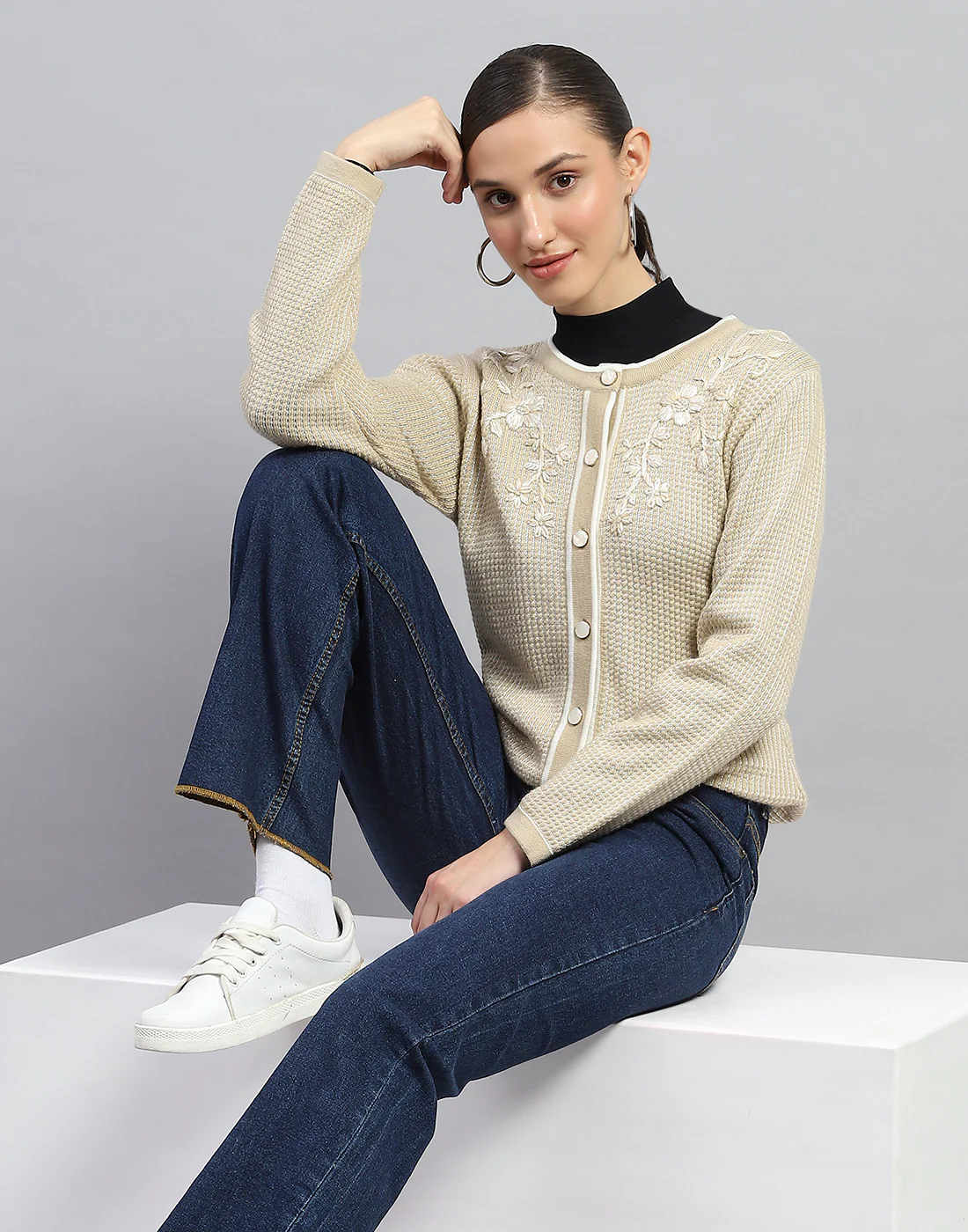 Women Beige Self Design Round Neck Full Sleeve Cardigan - Image 6