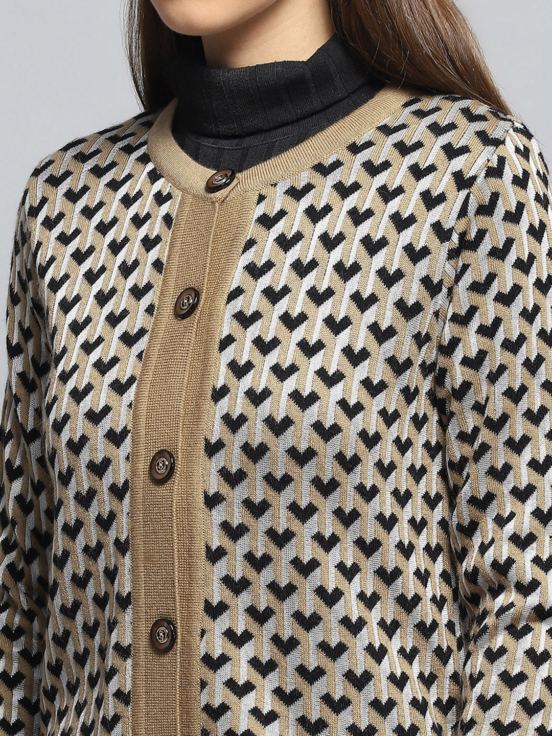 Women Beige Self Design Round Neck Full Sleeve Cardigan - Image 6