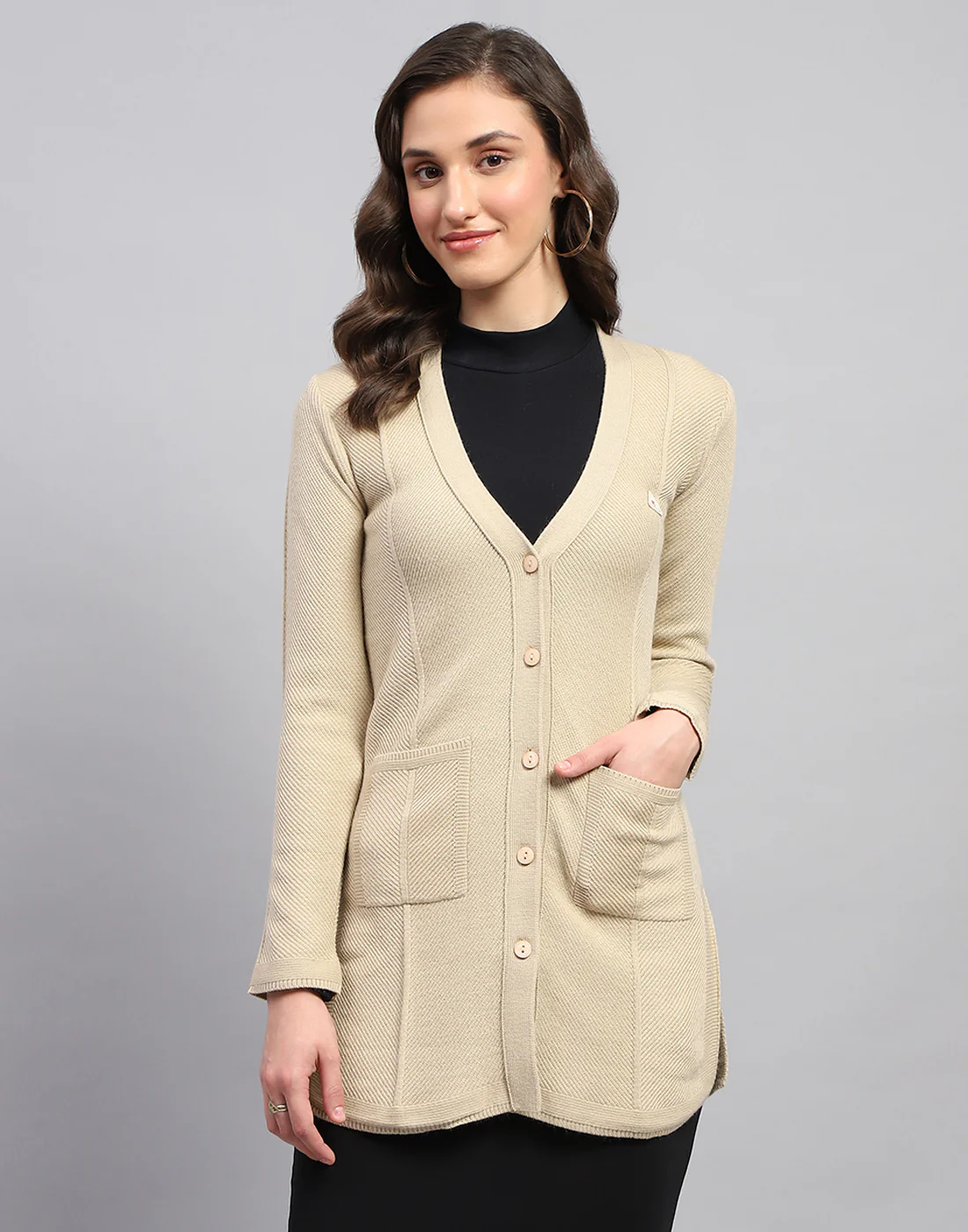 Women Beige Self Design V Neck Full Sleeve Cardigan - Image 3