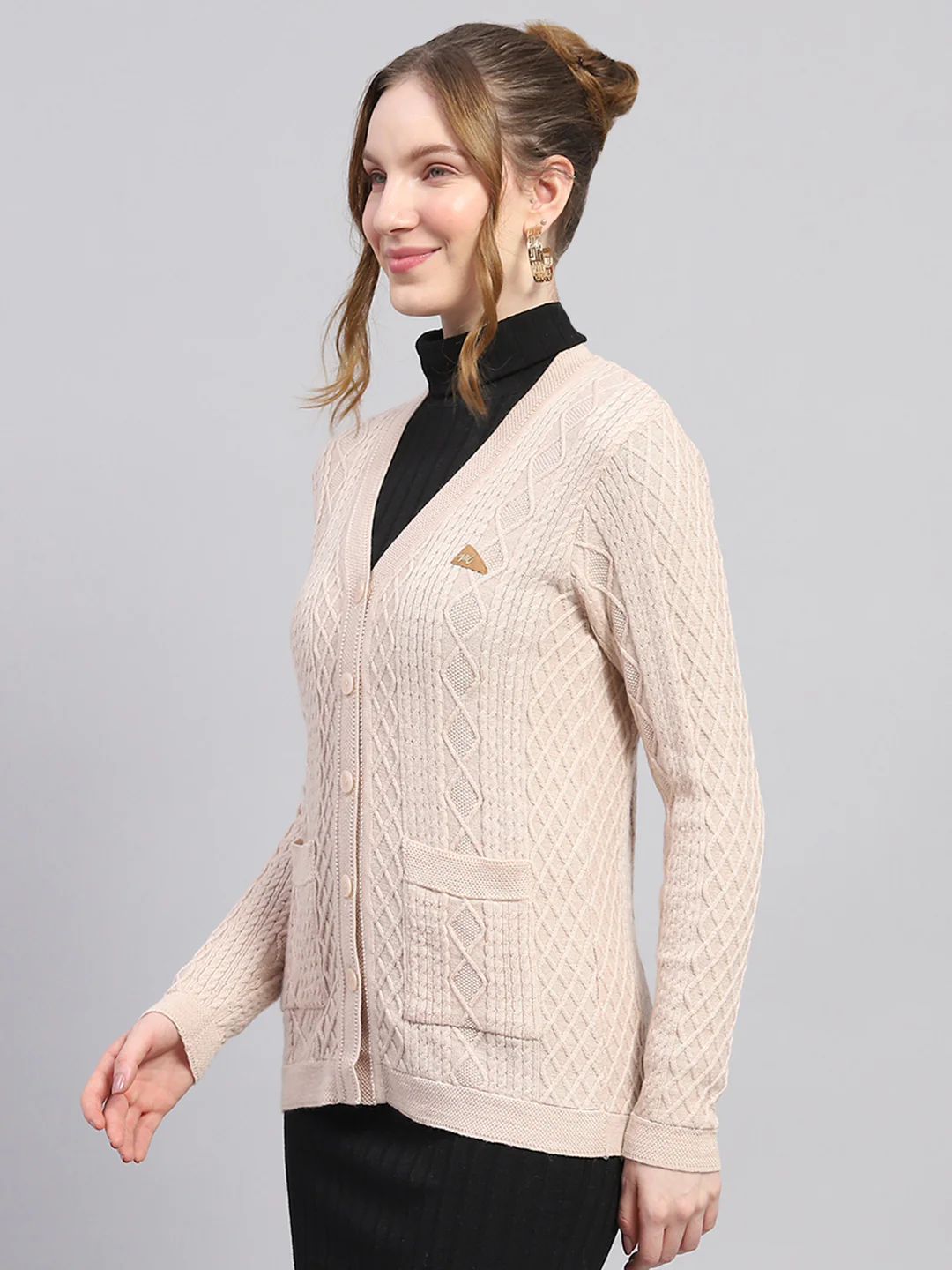 Women Beige Self Design V Neck Full Sleeve Cardigan - Image 3