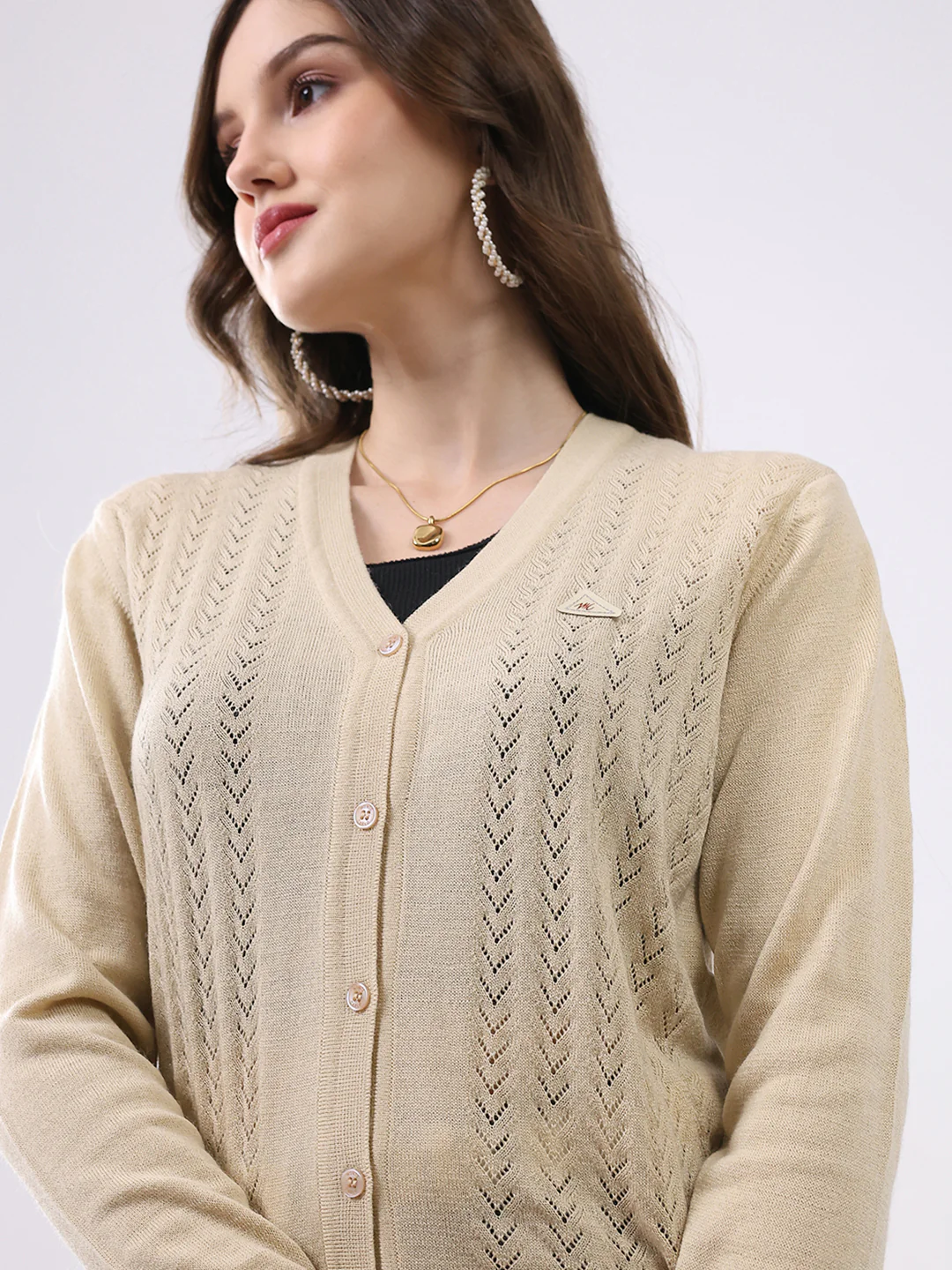Women Beige Self Design V Neck Full Sleeve Cardigan - Image 7