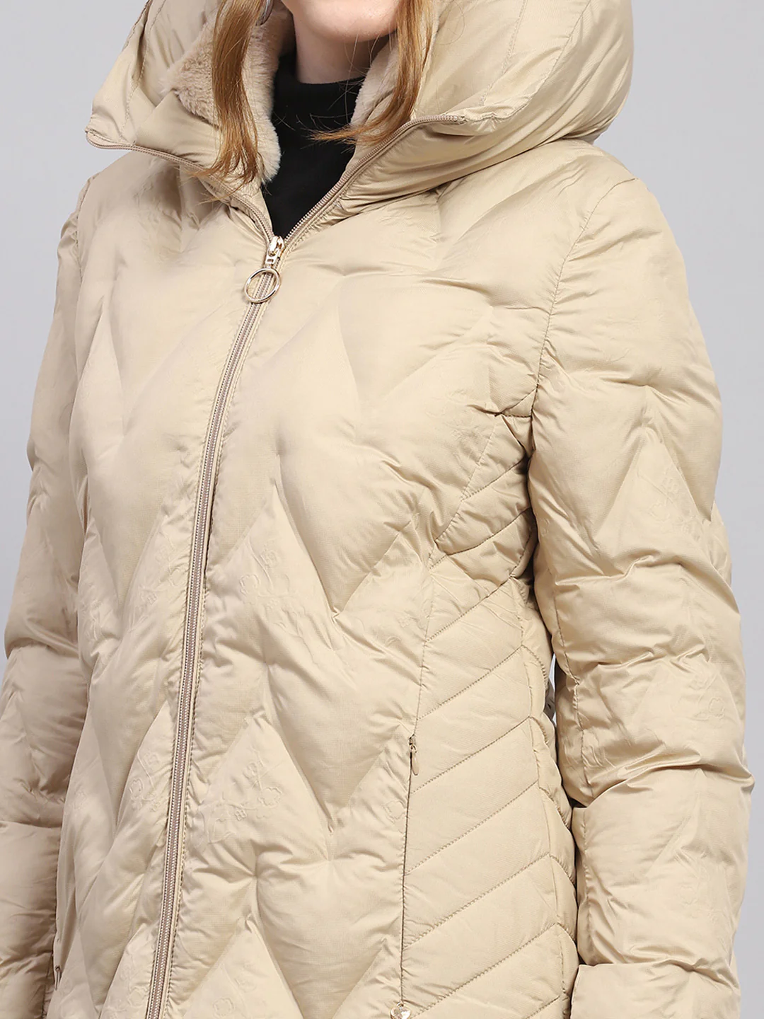 Women Beige Solid Hooded Full Sleeve Jacket - Image 7