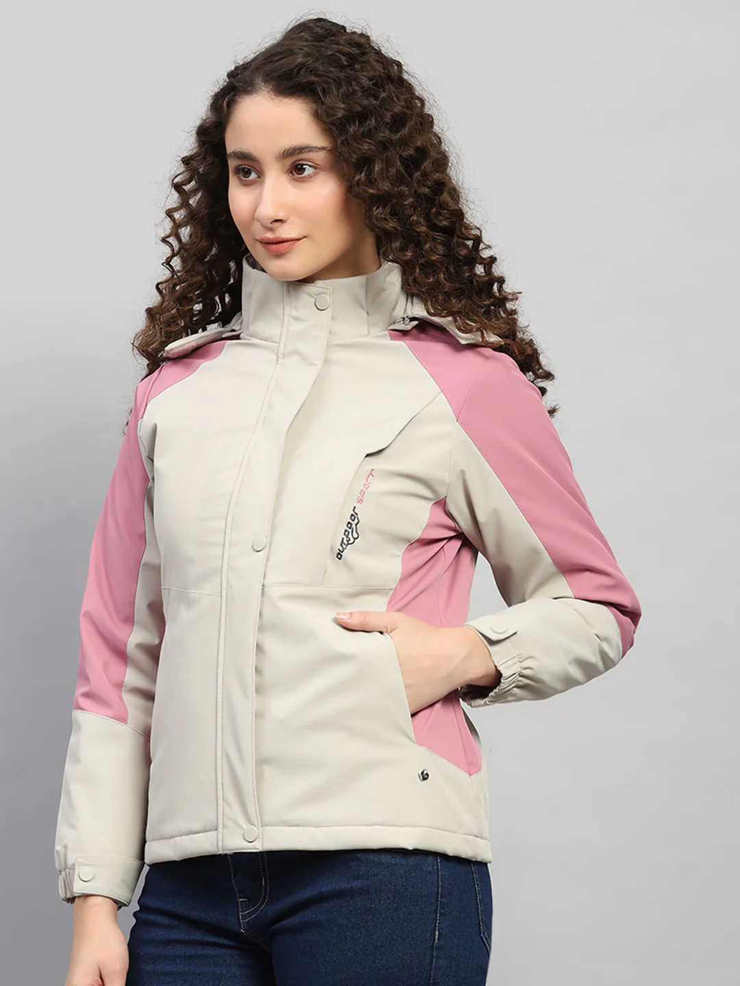 Women Beige Solid Hooded Full Sleeve Jacket - Image 3