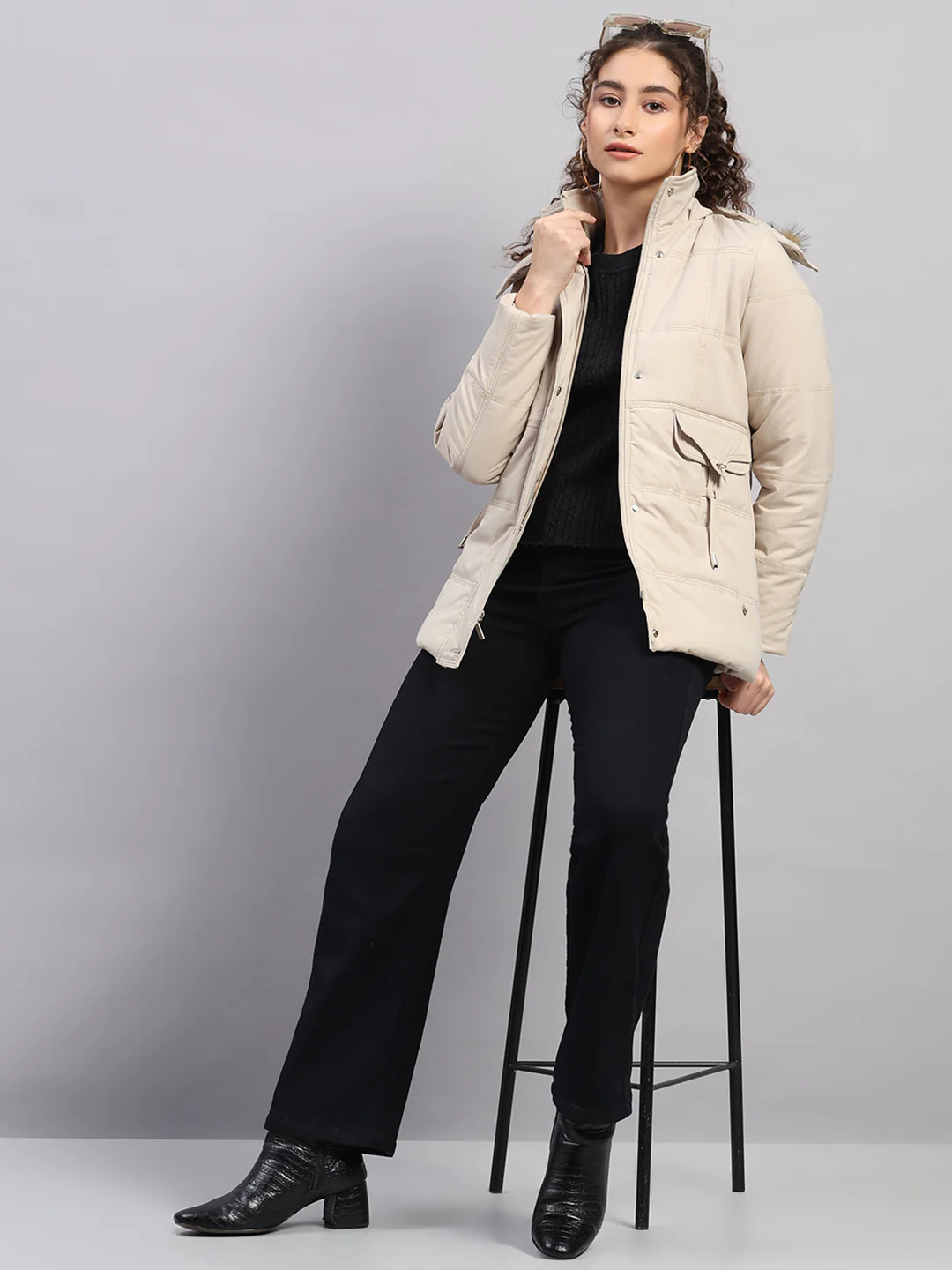 Women Beige Solid Hooded Full Sleeve Jacket - Image 2