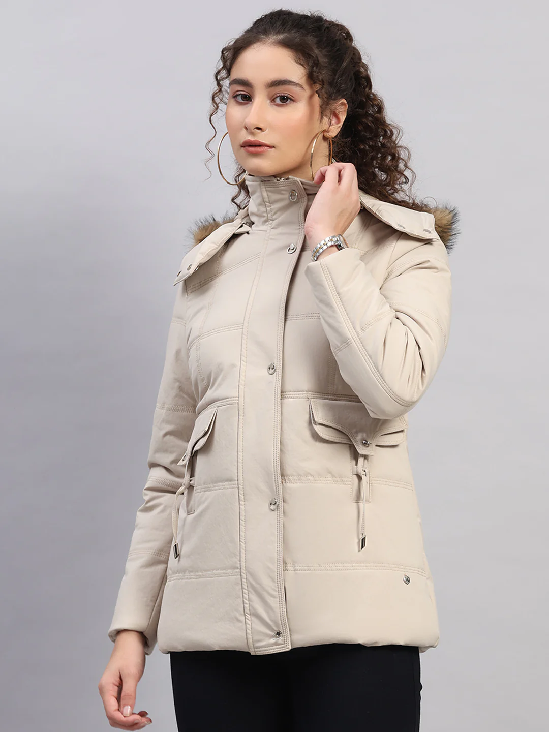 Women Beige Solid Hooded Full Sleeve Jacket - Image 3