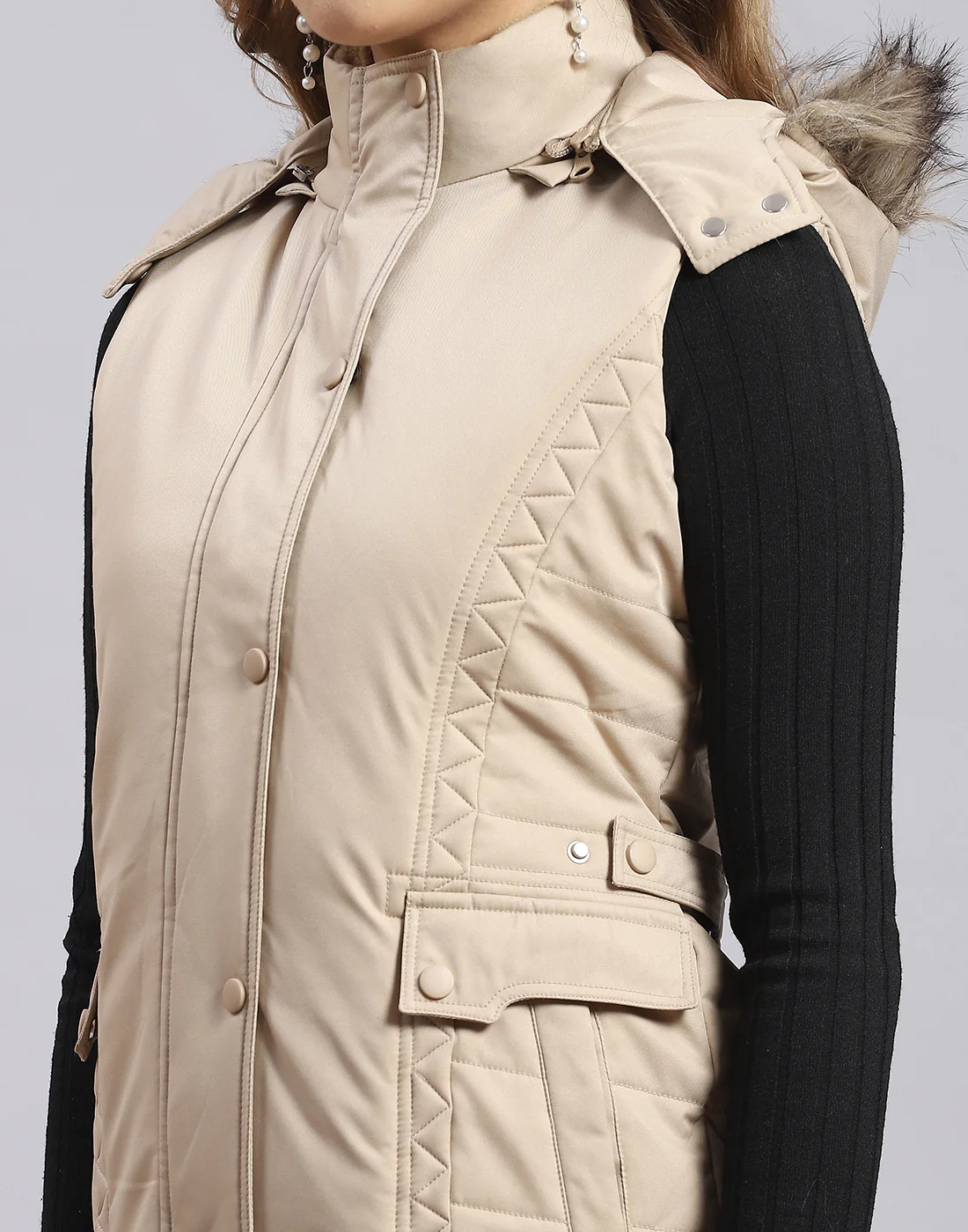 Women Beige Solid Hooded Sleeveless Jacket - Image 6