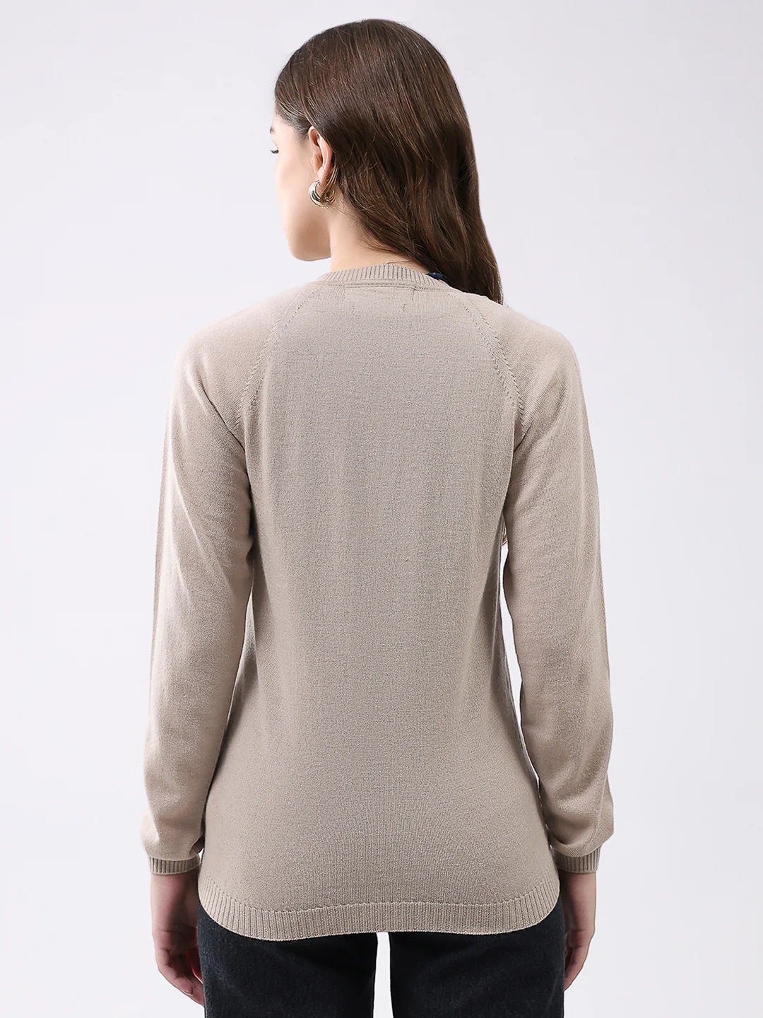 Women Beige Solid V Neck Full Sleeve Cardigan - Image 5
