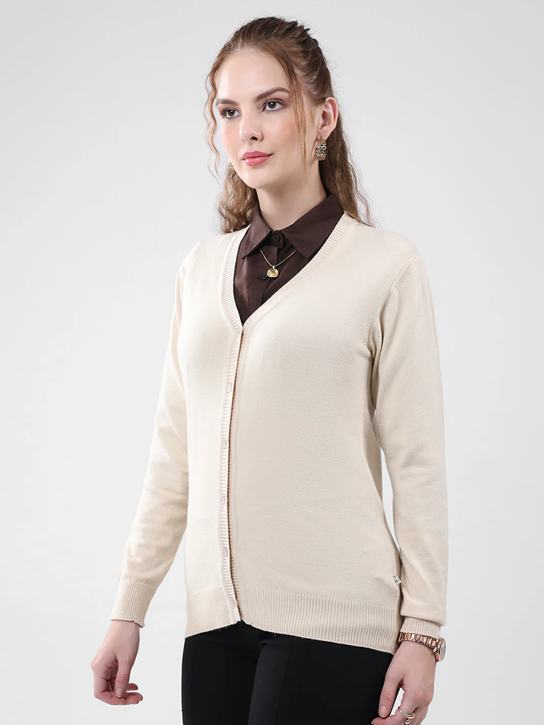 Women Beige Solid V Neck Full Sleeve Cardigan - Image 3